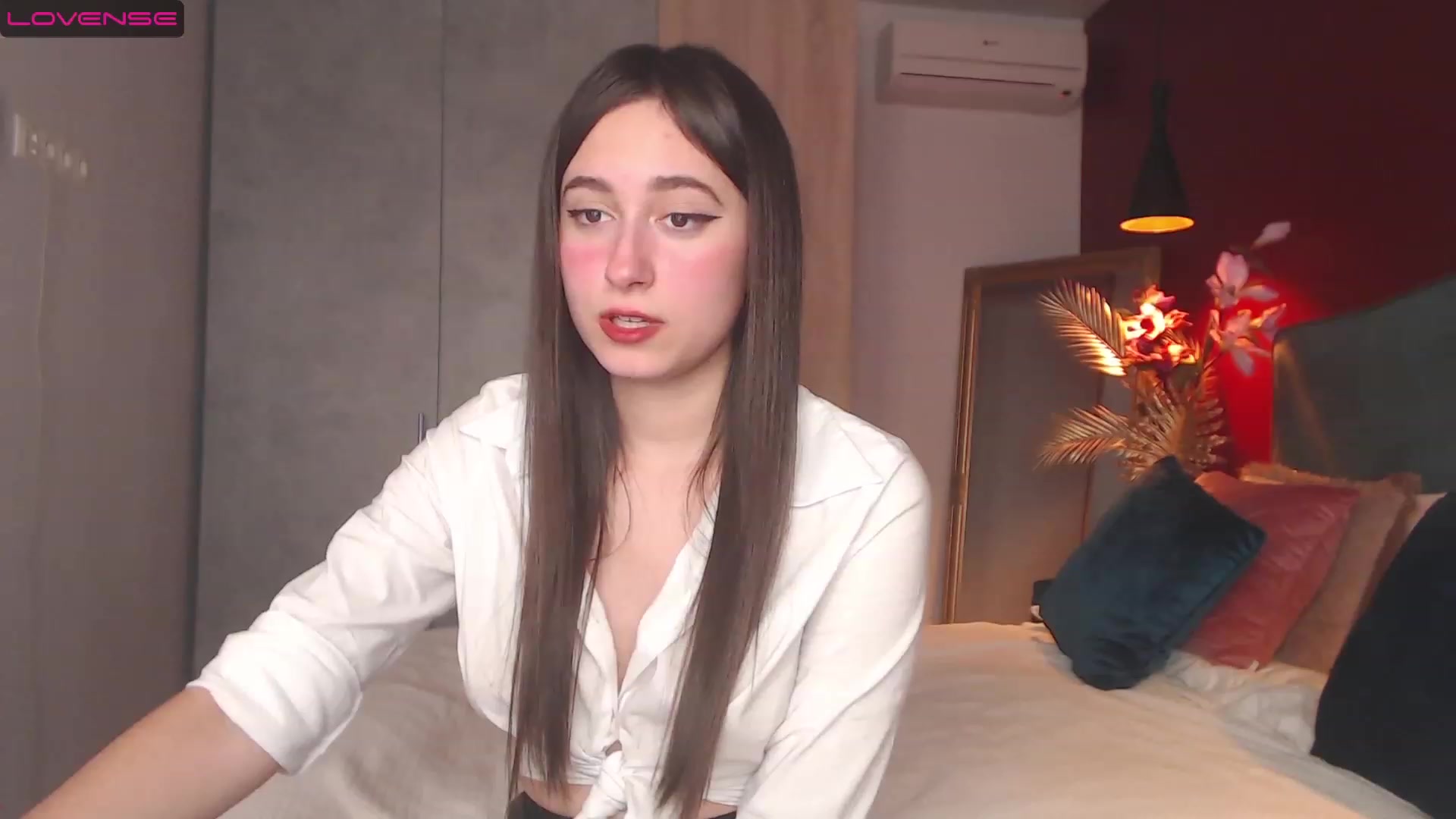 Gallery image thumbnail from SofiGrace's myfreecams stream on, 11/19/2022, 20:56 image 8 of 20