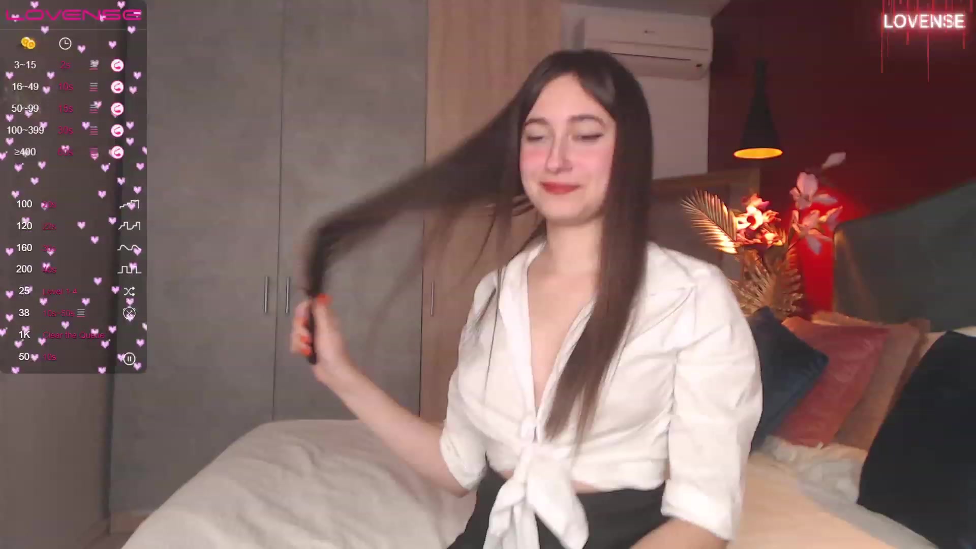 Gallery image thumbnail from SofiGrace's myfreecams stream on, 11/19/2022, 20:56 image 16 of 20