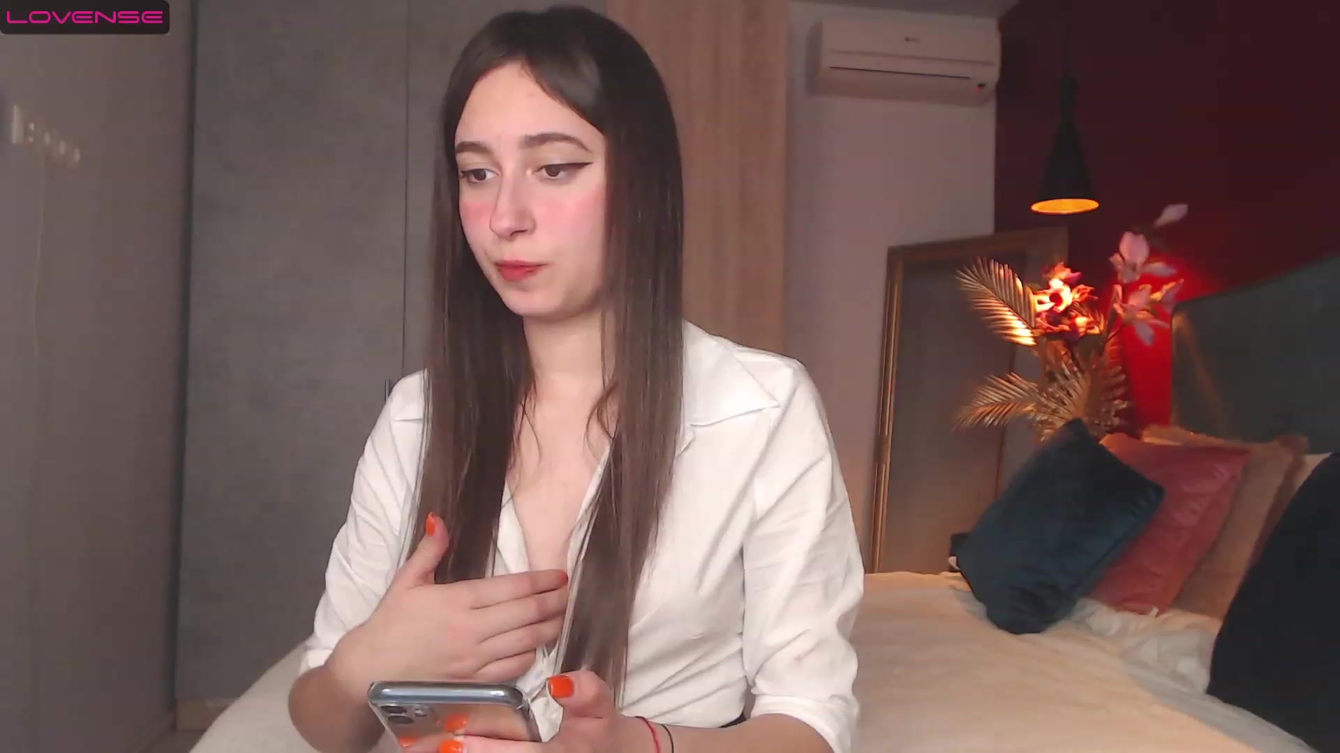 Gallery image thumbnail from SofiGrace's myfreecams stream on, 11/19/2022, 20:56 image 9 of 20