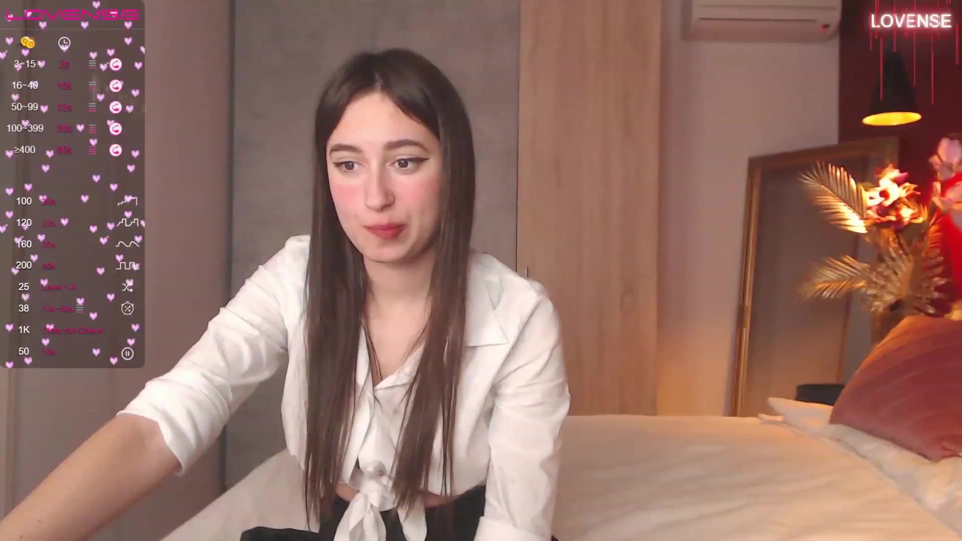 Gallery image thumbnail from SofiGrace's myfreecams stream on, 11/20/2022, 04:49 image 17 of 20
