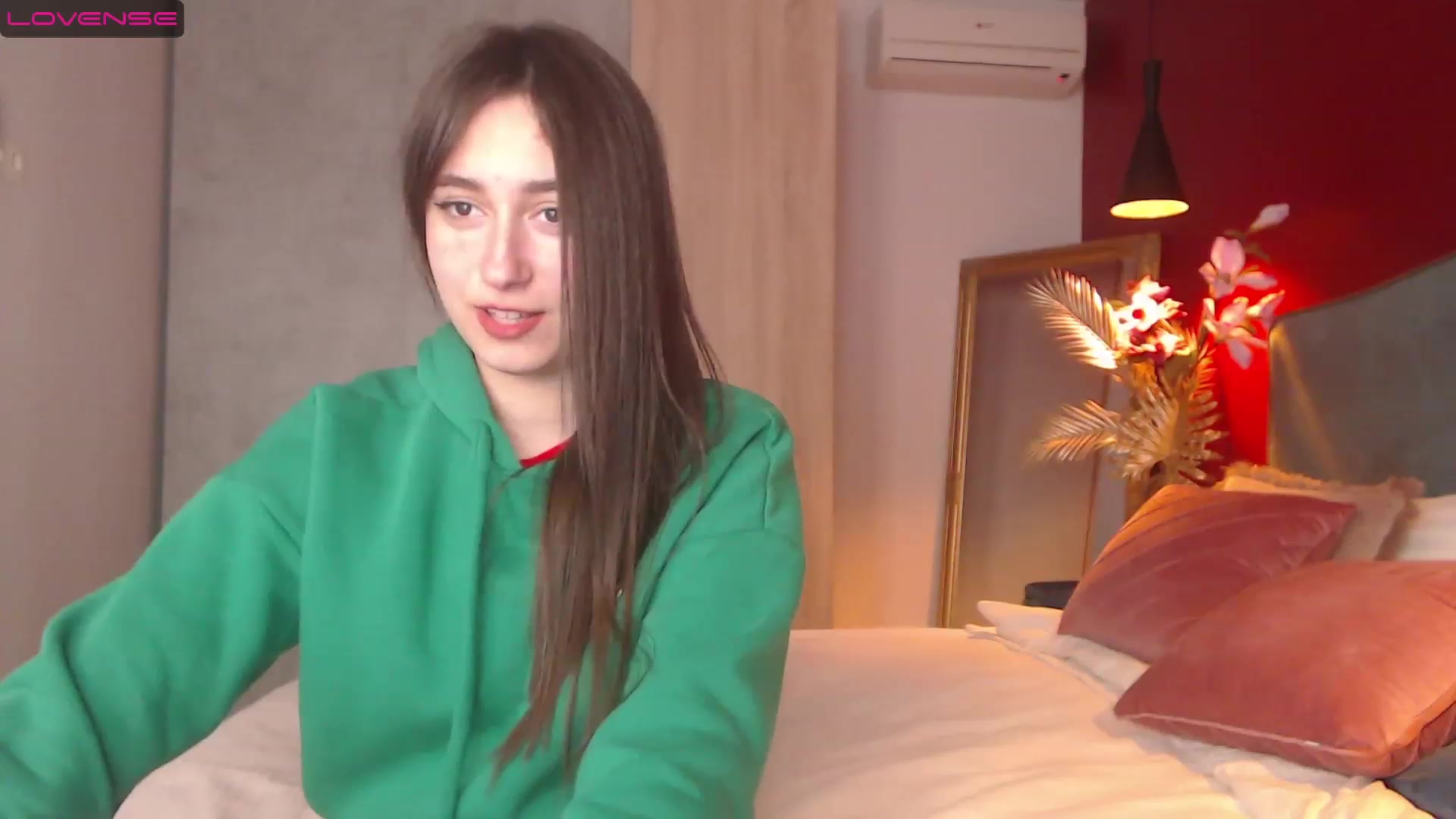 Gallery image thumbnail from SofiGrace's myfreecams stream on, 11/20/2022, 21:17 image 16 of 20