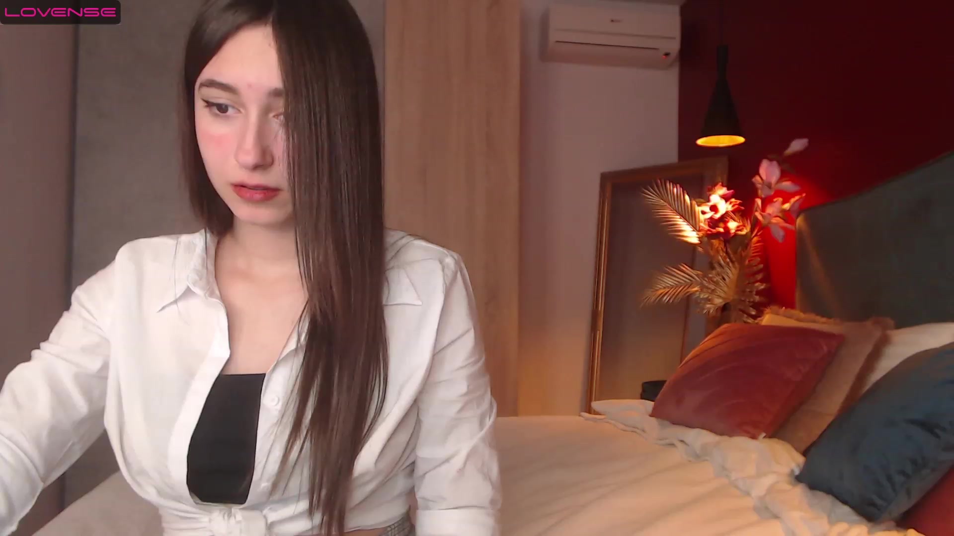 Gallery image thumbnail from SofiGrace's myfreecams stream on, 11/20/2022, 23:01 image 16 of 20