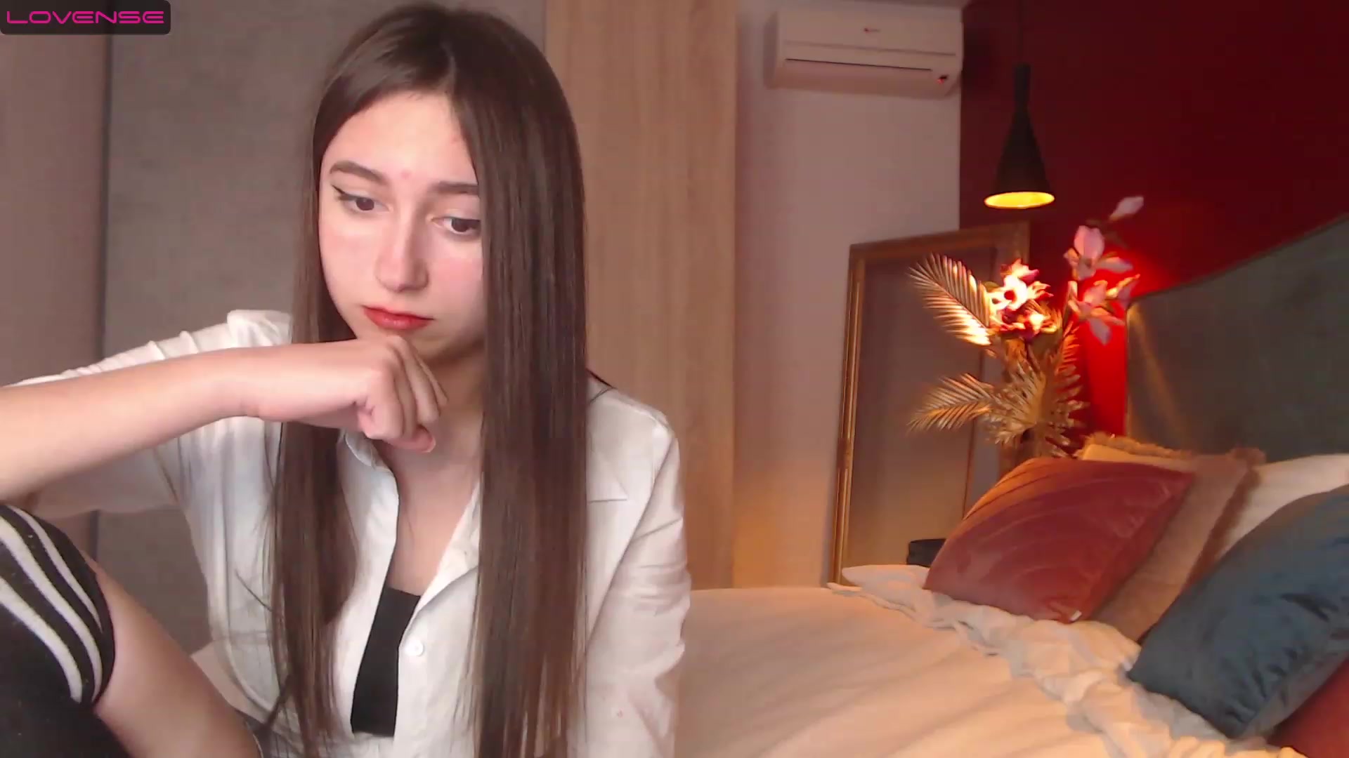 Gallery image thumbnail from SofiGrace's myfreecams stream on, 11/20/2022, 23:01 image 3 of 20