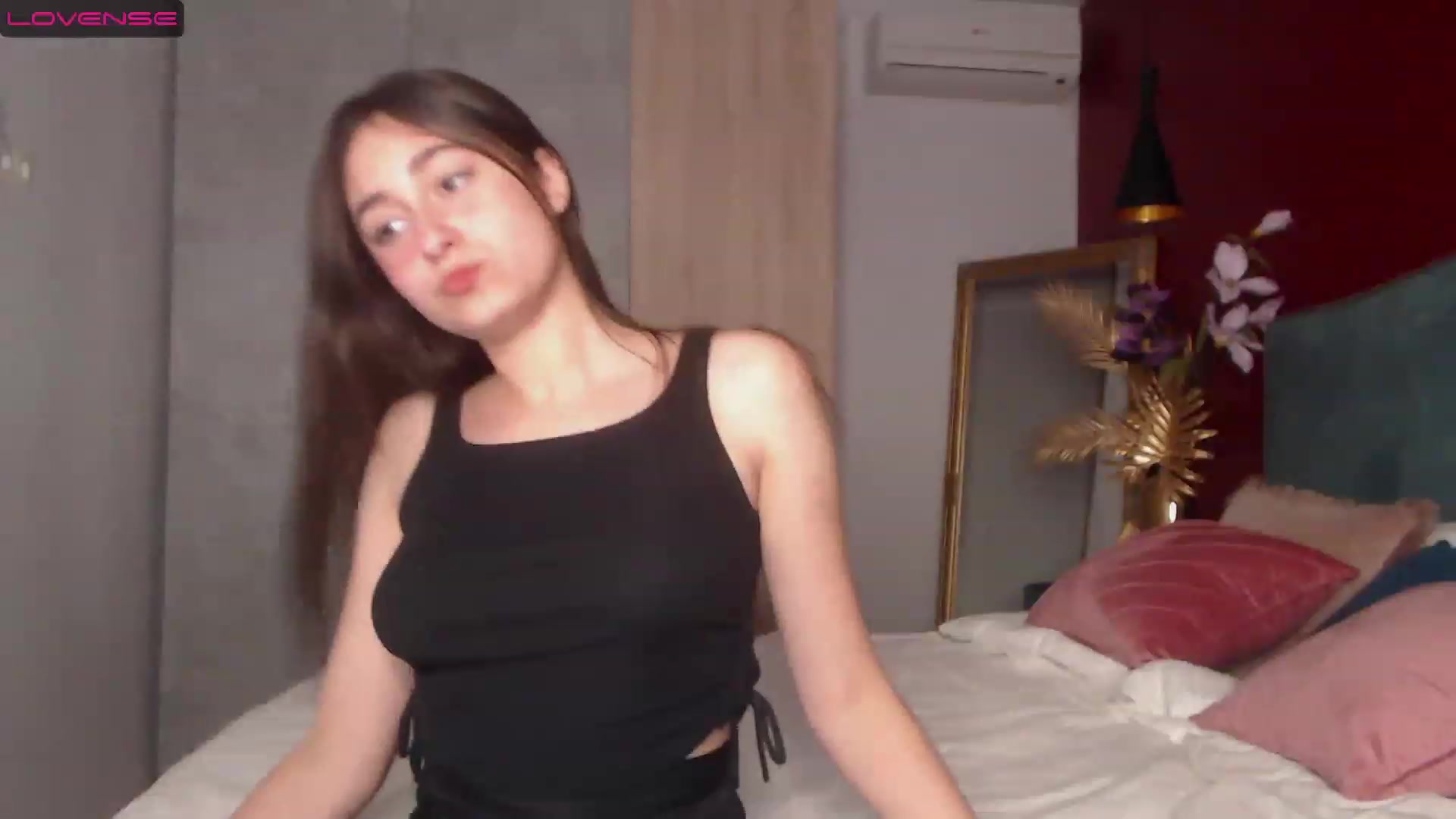 Gallery image thumbnail from SofiGrace's myfreecams stream on, 11/21/2022, 20:57 image 17 of 20