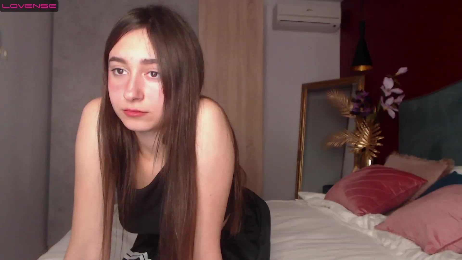 Gallery image thumbnail from SofiGrace's myfreecams stream on, 11/21/2022, 20:57 image 14 of 20