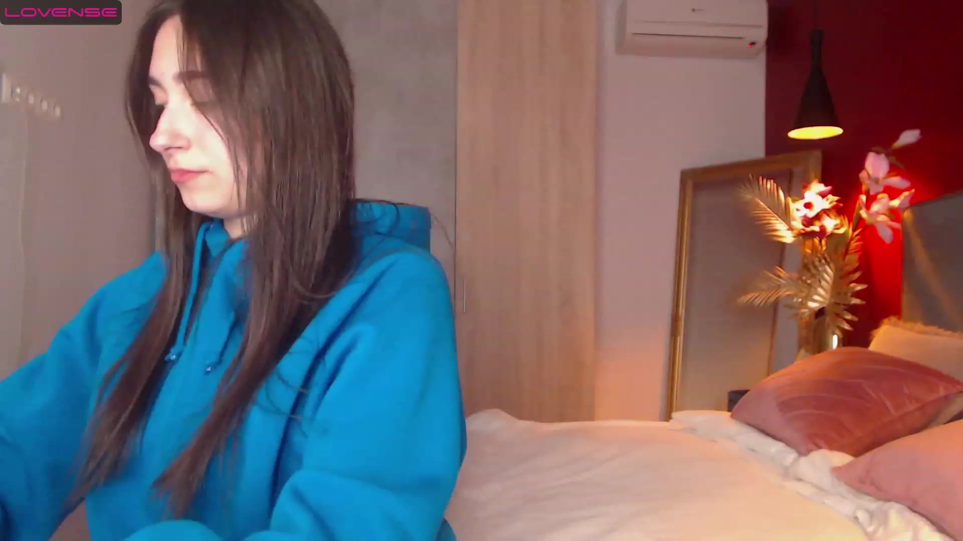 Gallery image thumbnail from SofiGrace's myfreecams stream on, 11/21/2022, 22:01 image 13 of 20