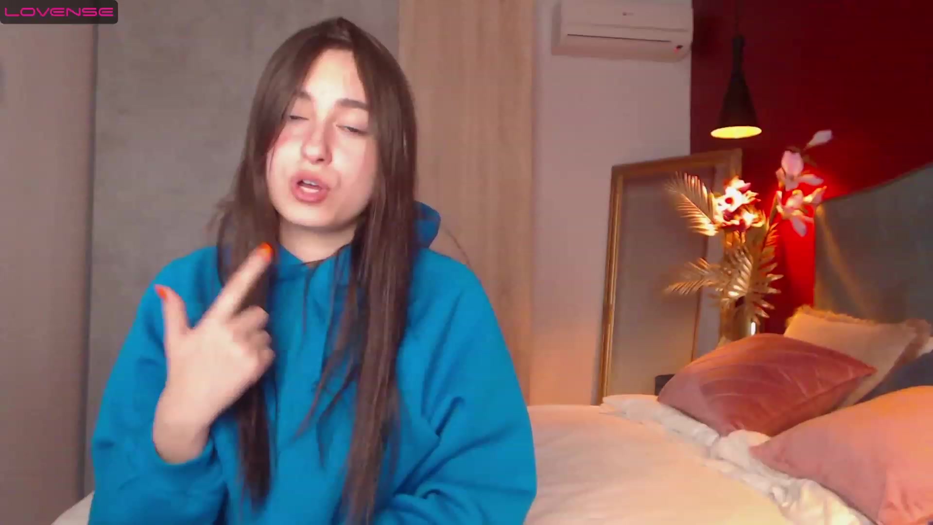 Gallery image thumbnail from SofiGrace's myfreecams stream on, 11/21/2022, 22:01 image 14 of 20