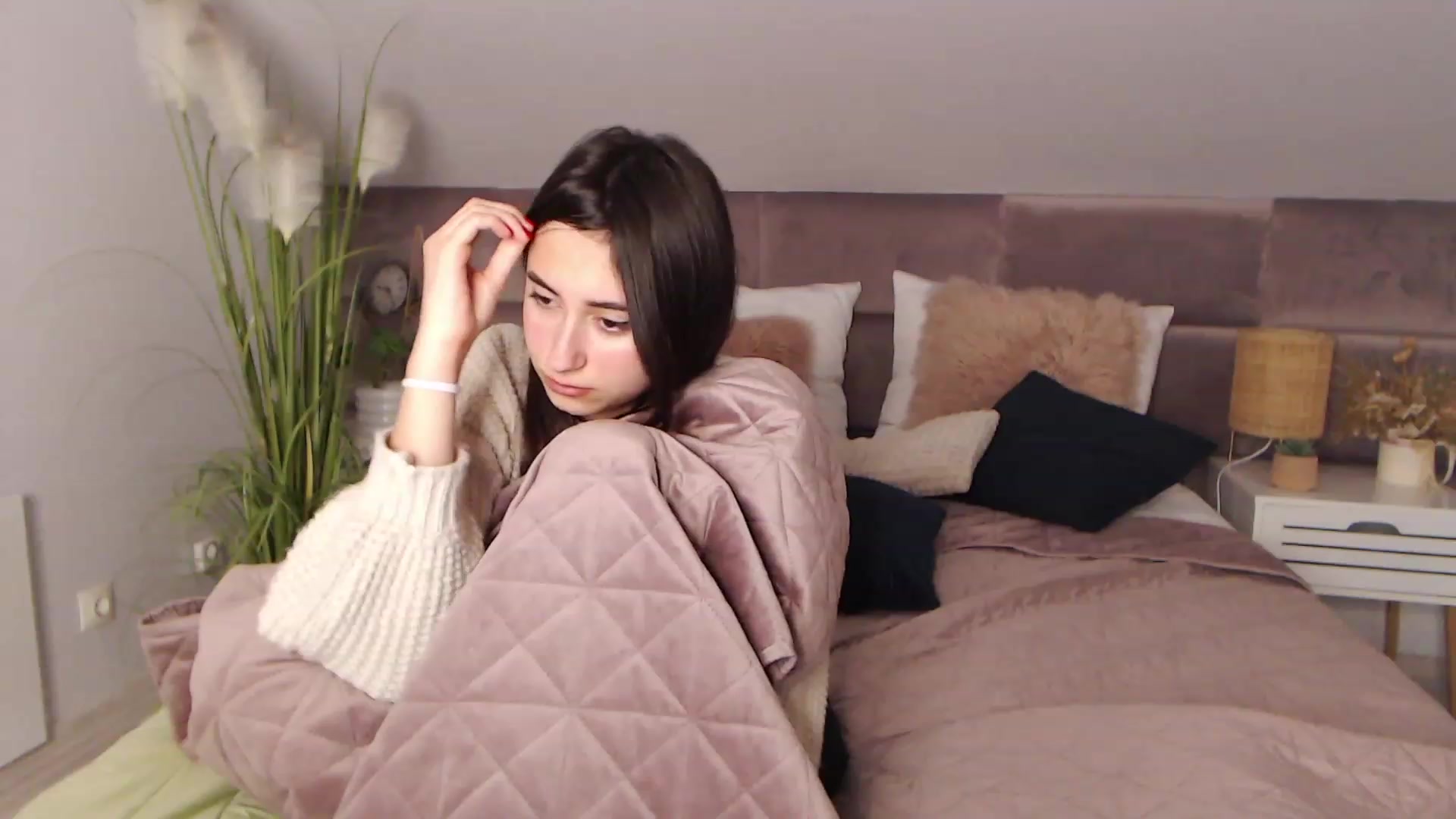 Gallery image thumbnail from SofiGrace's myfreecams stream on, 11/24/2022, 24:52 image 19 of 20