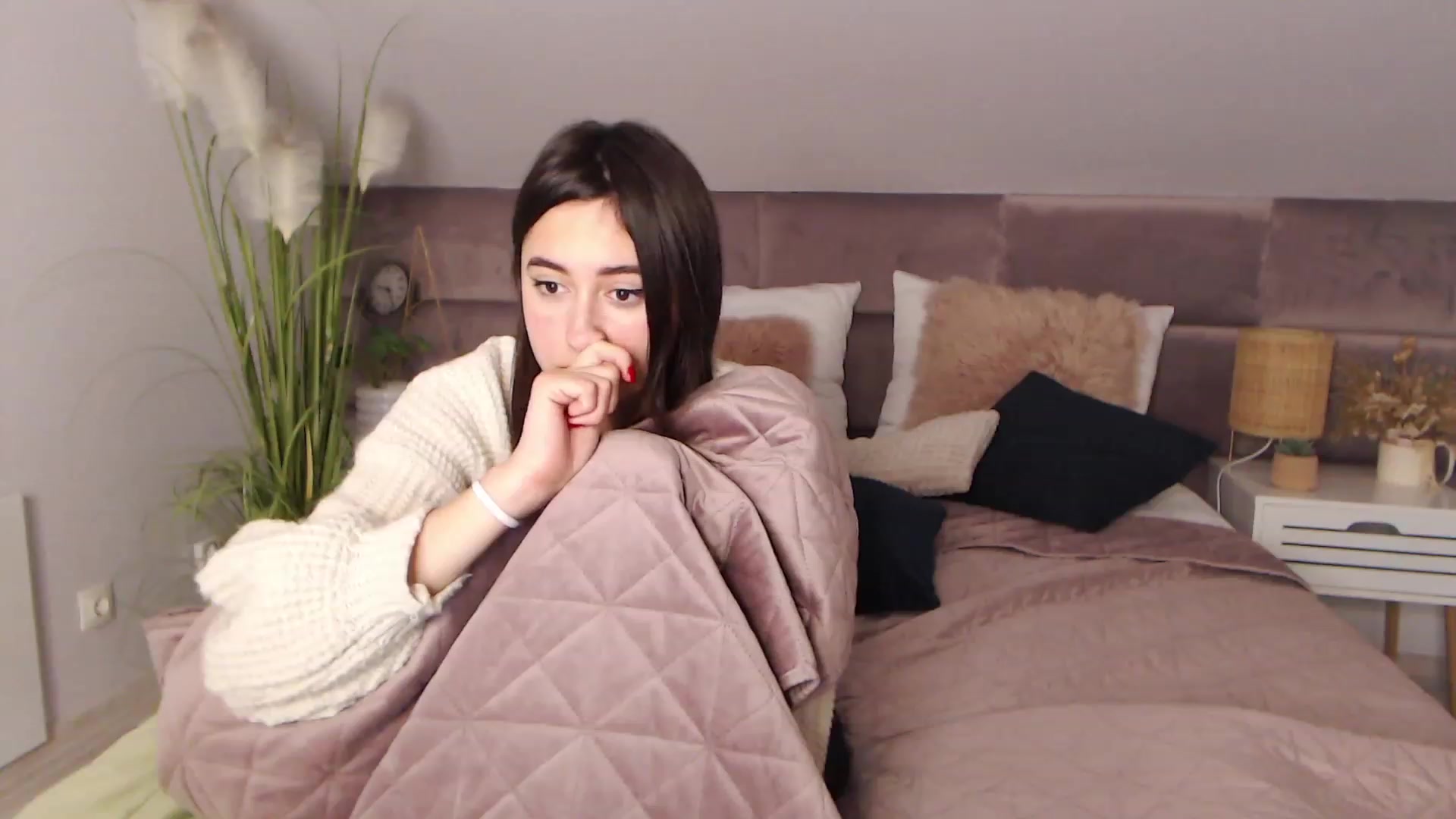 Gallery image thumbnail from SofiGrace's myfreecams stream on, 11/24/2022, 24:52 image 20 of 20