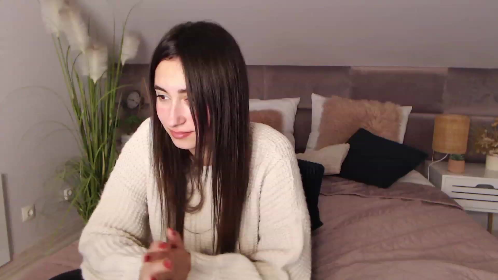 Gallery image thumbnail from SofiGrace's myfreecams stream on, 11/24/2022, 24:52 image 8 of 20