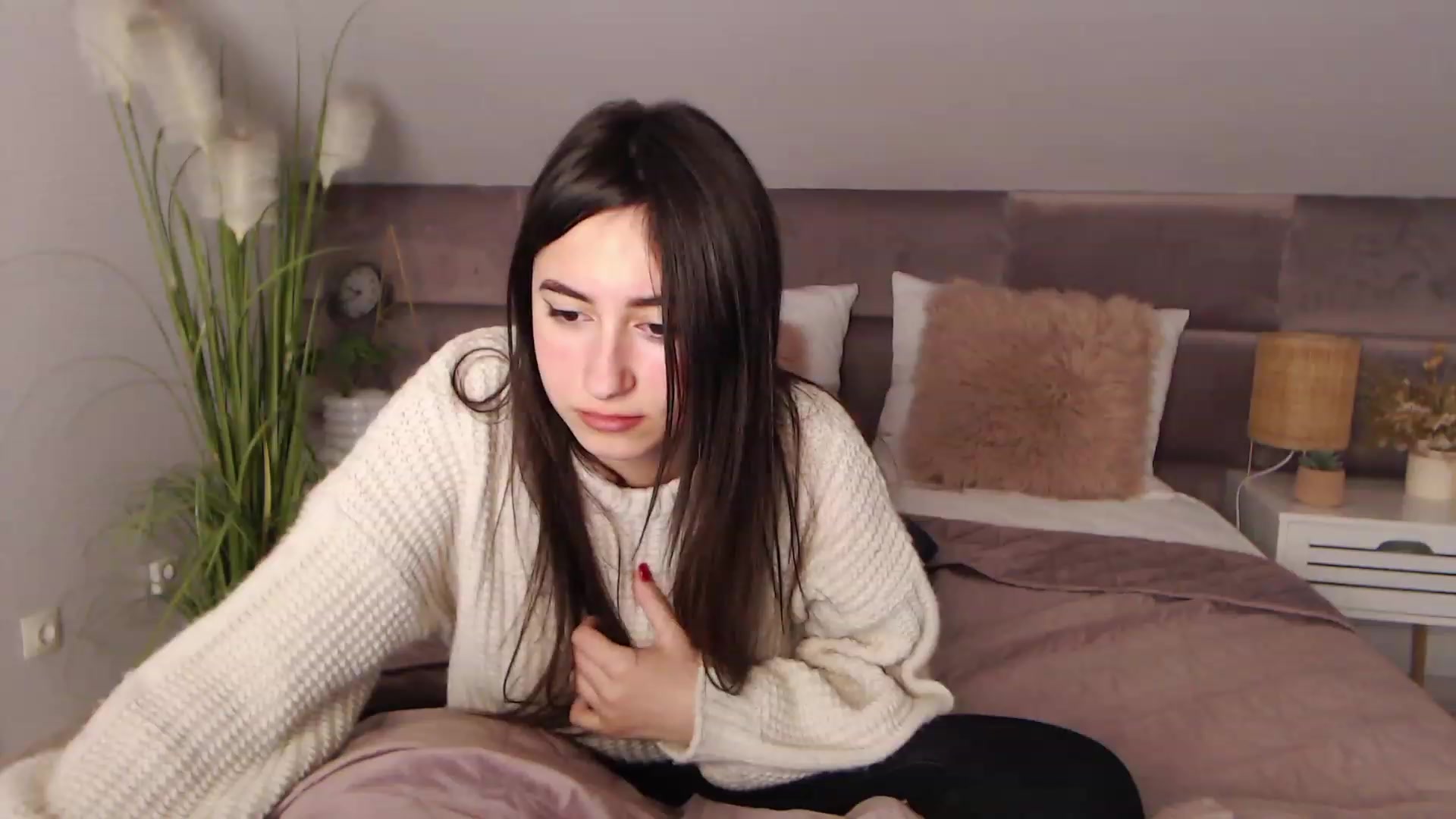 Gallery image thumbnail from SofiGrace's myfreecams stream on, 11/24/2022, 01:19 image 4 of 20