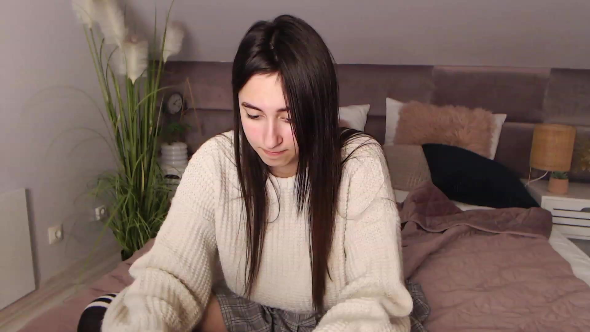 Gallery image thumbnail from SofiGrace's myfreecams stream on, 11/24/2022, 04:57 image 20 of 20