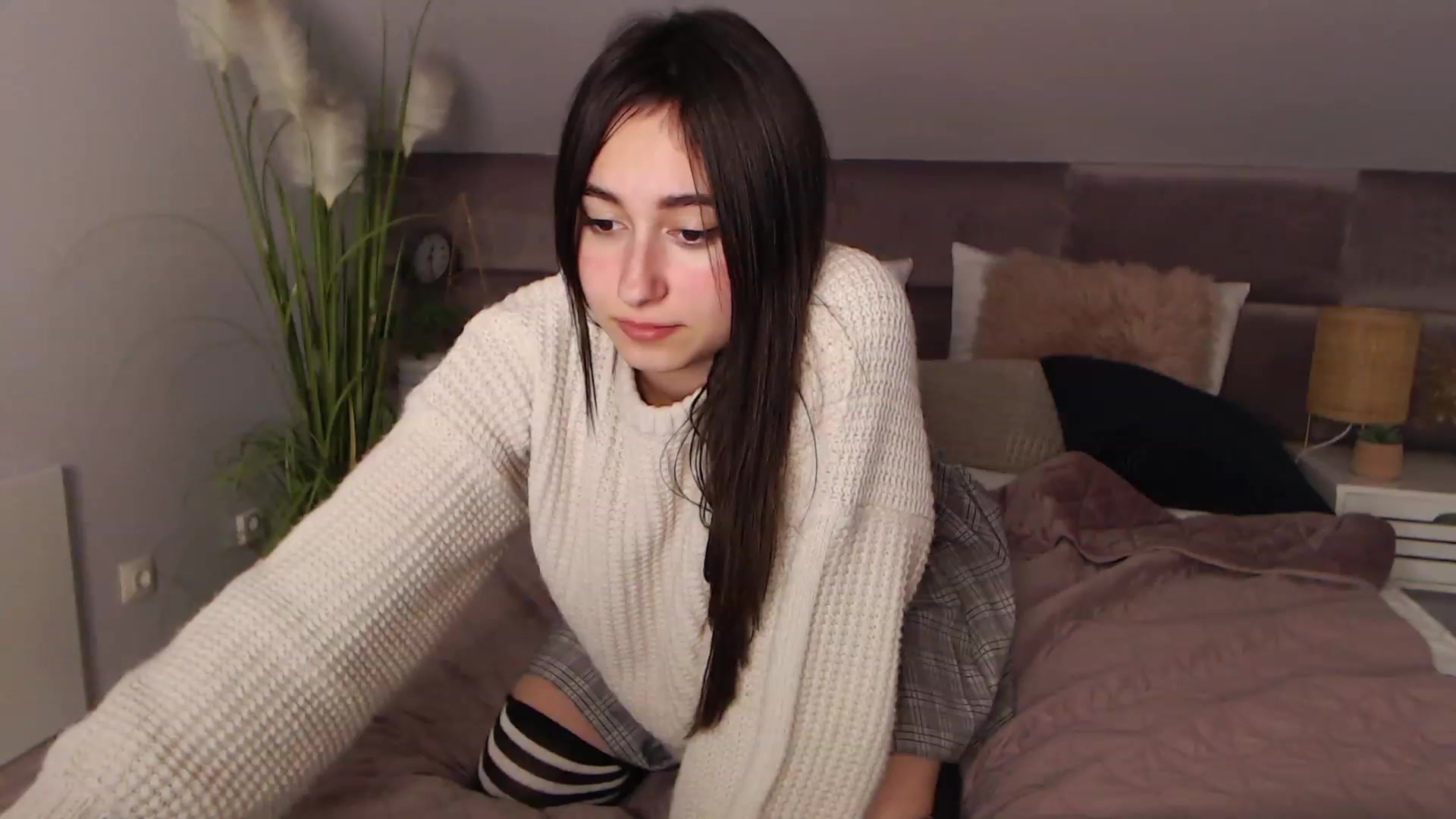Gallery image thumbnail from SofiGrace's myfreecams stream on, 11/24/2022, 04:57 image 14 of 20