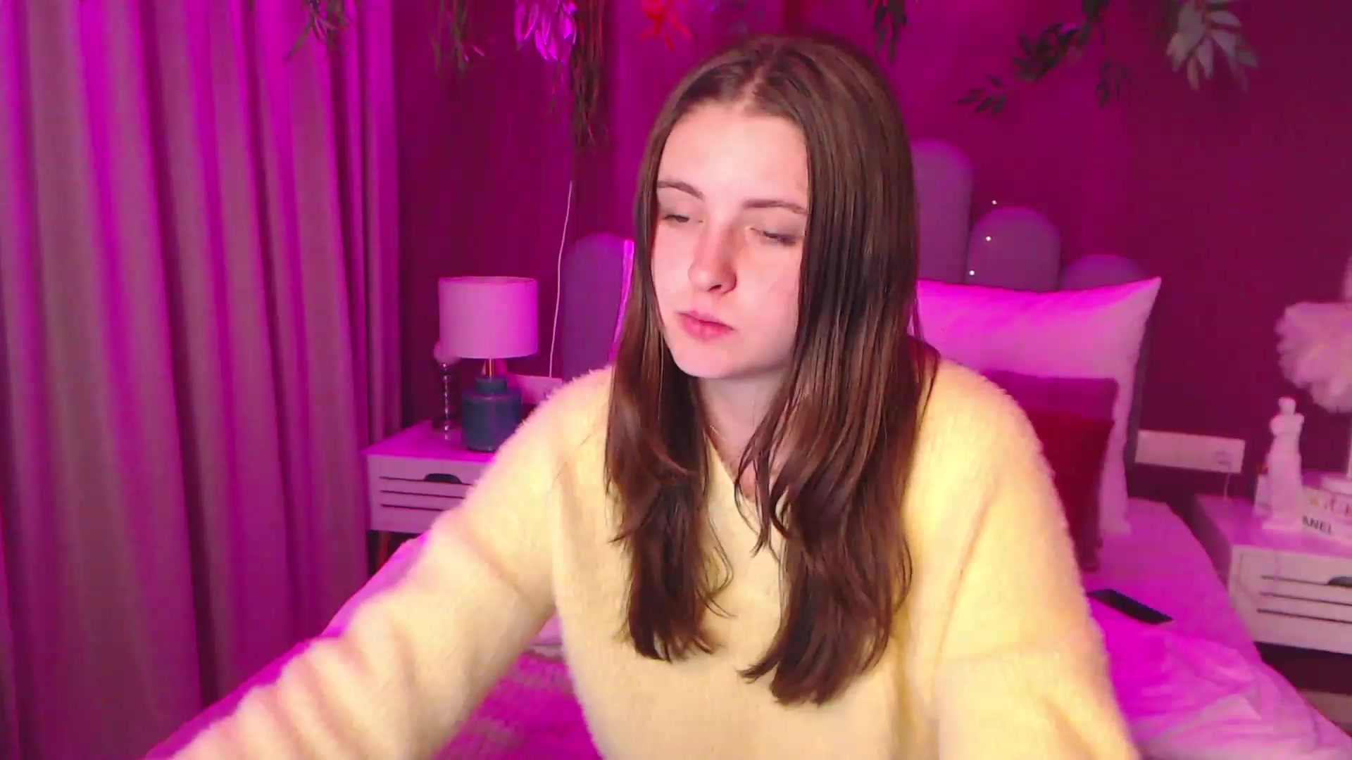 Gallery image thumbnail from SofiGrace's myfreecams stream on, 11/25/2022, 16:51 image 9 of 20