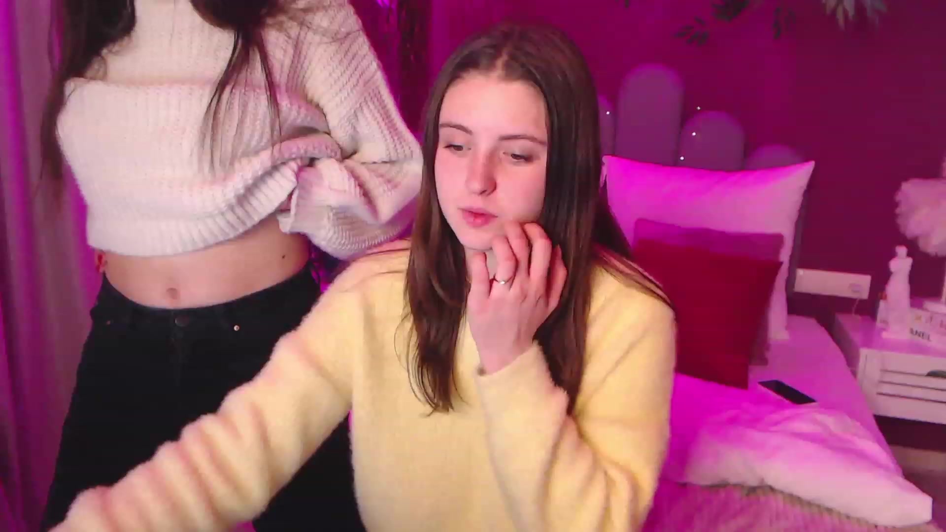 Gallery image thumbnail from SofiGrace's myfreecams stream on, 11/25/2022, 16:51 image 20 of 20