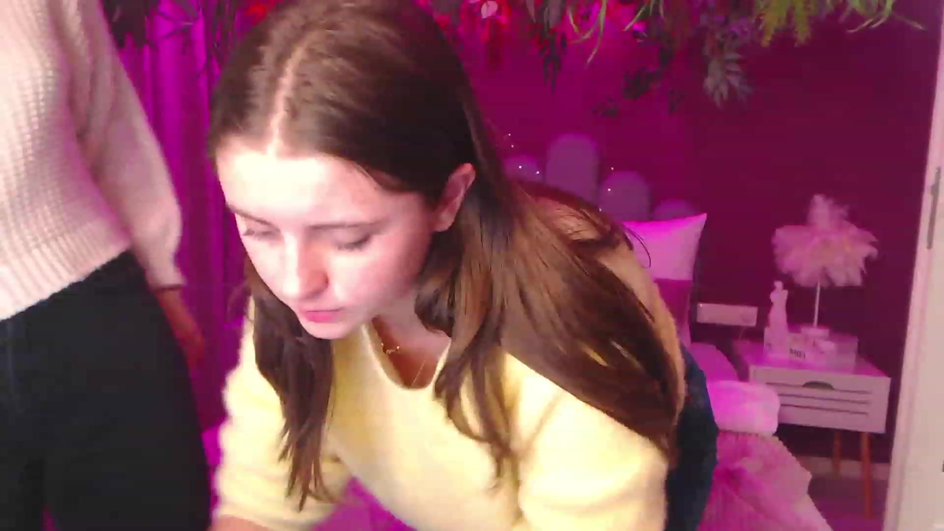 Gallery image thumbnail from SofiGrace's myfreecams stream on, 11/25/2022, 19:24 image 9 of 20