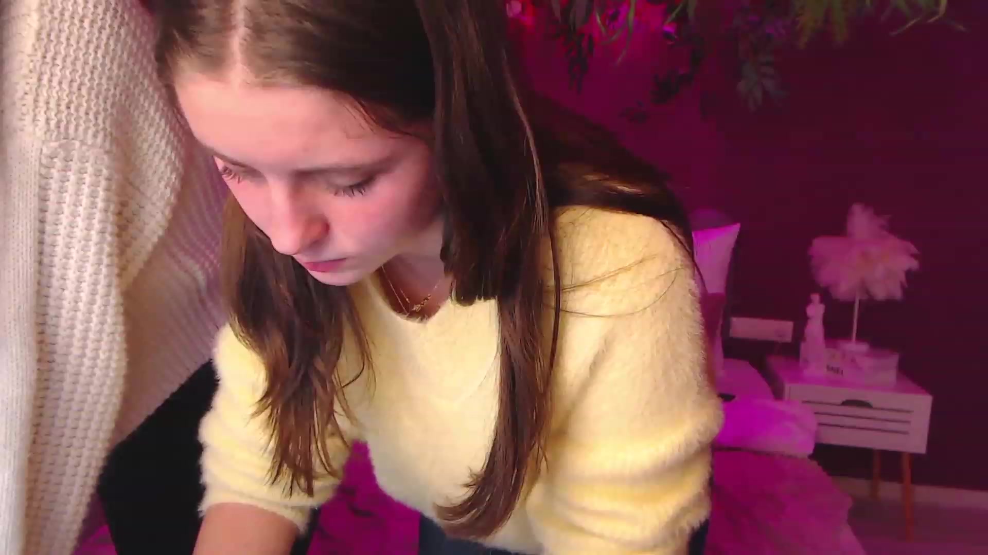 Gallery image thumbnail from SofiGrace's myfreecams stream on, 11/25/2022, 19:24 image 14 of 20