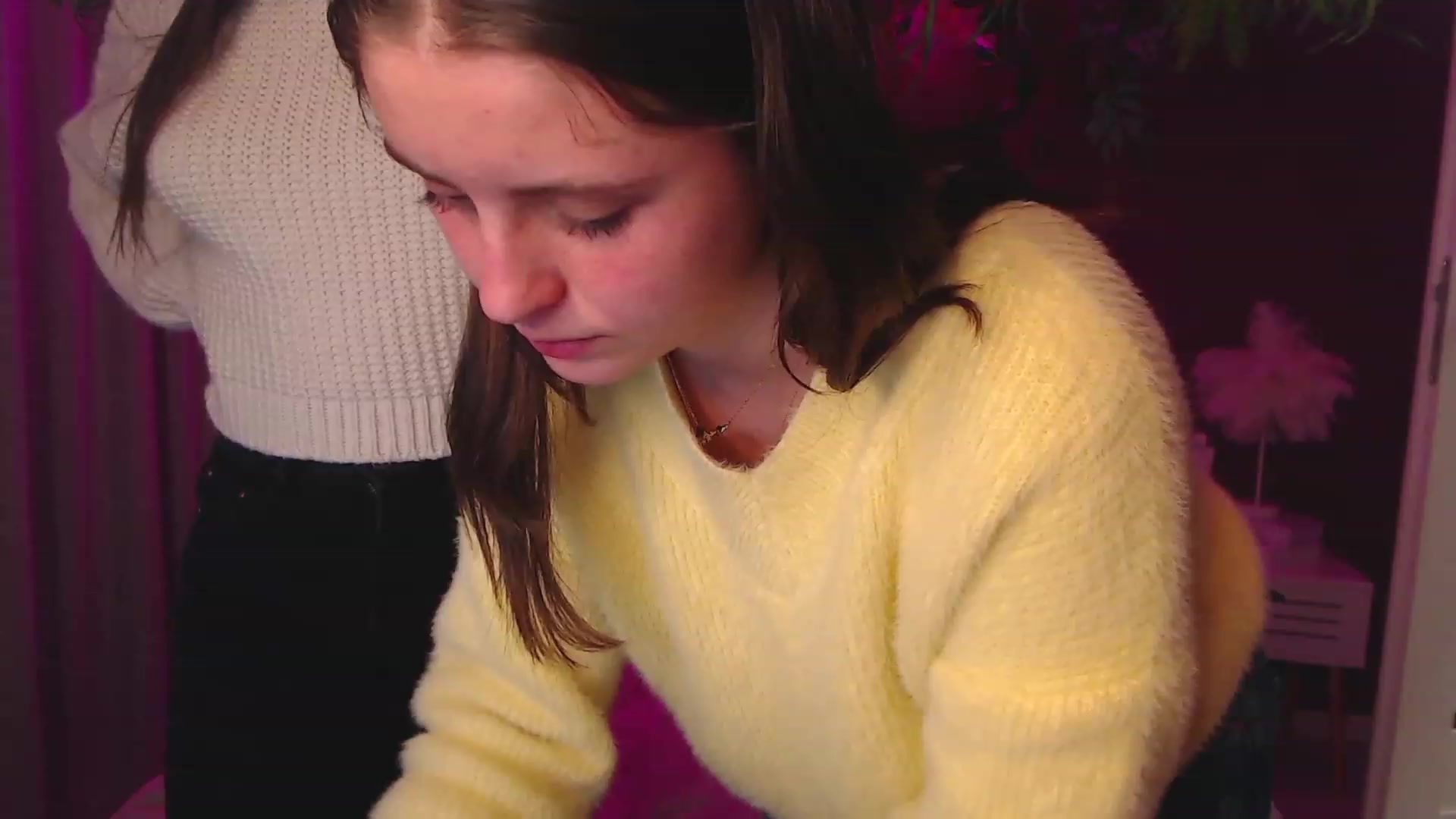 Gallery image thumbnail from SofiGrace's myfreecams stream on, 11/25/2022, 19:24 image 10 of 20