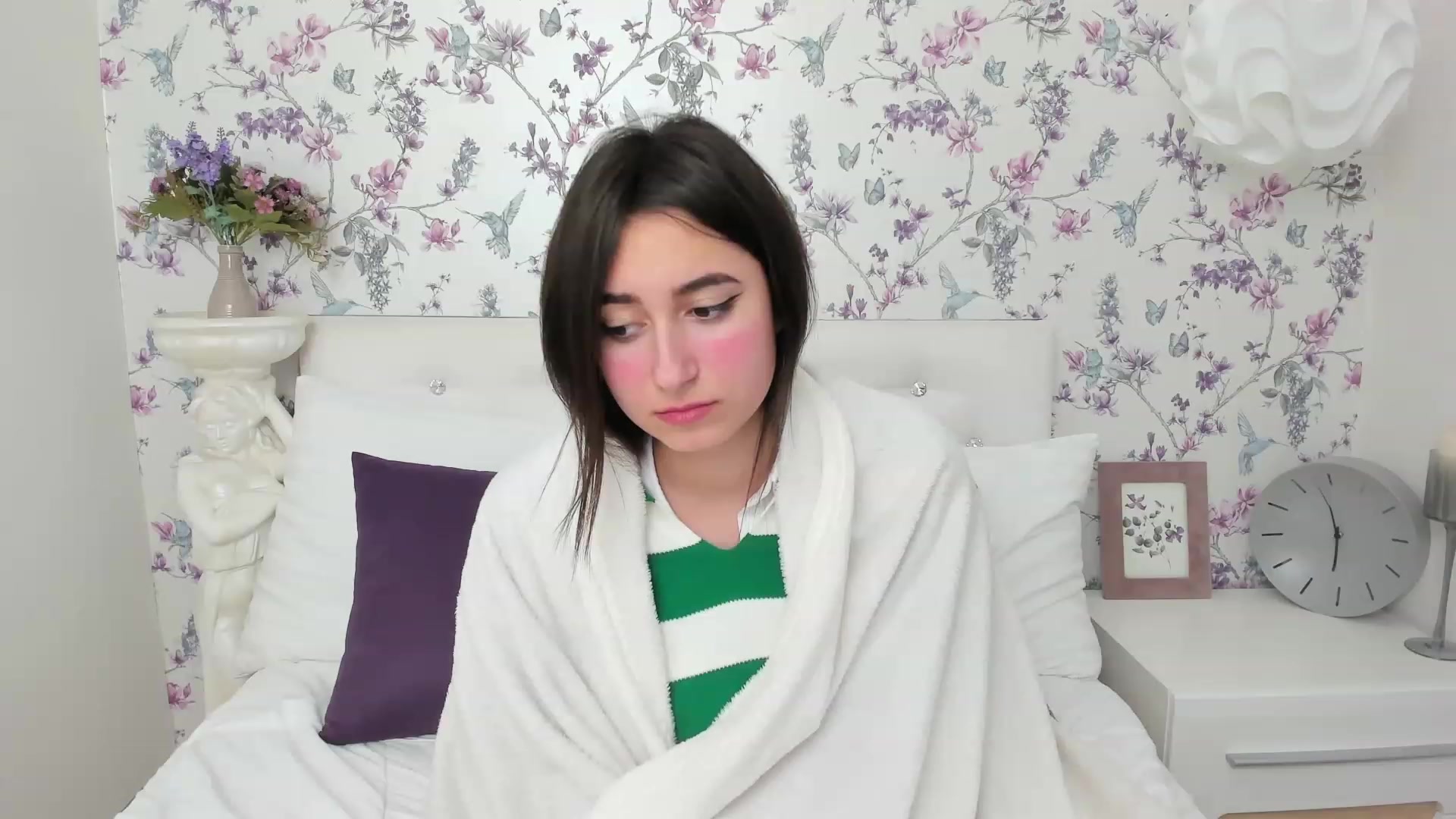 Gallery image thumbnail from SofiGrace's myfreecams stream on, 12/01/2022, 01:26 image 19 of 20