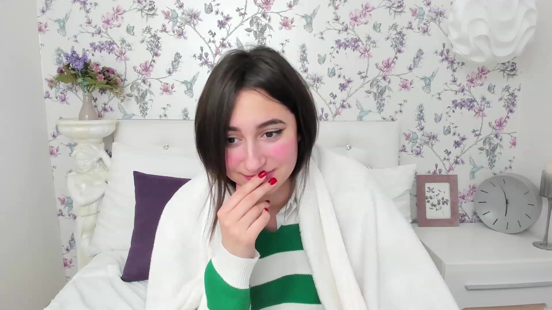 Gallery image thumbnail from SofiGrace's myfreecams stream on, 12/01/2022, 01:26 image 16 of 20