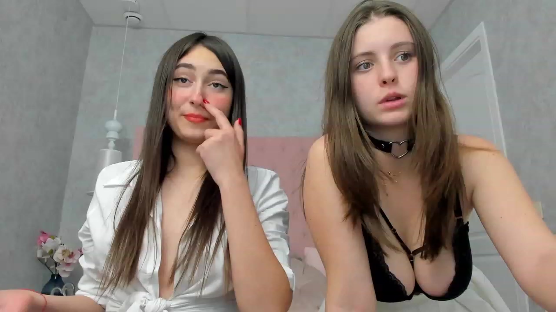 Gallery image thumbnail from SofiGrace's myfreecams stream on, 12/05/2022, 17:38 image 7 of 20