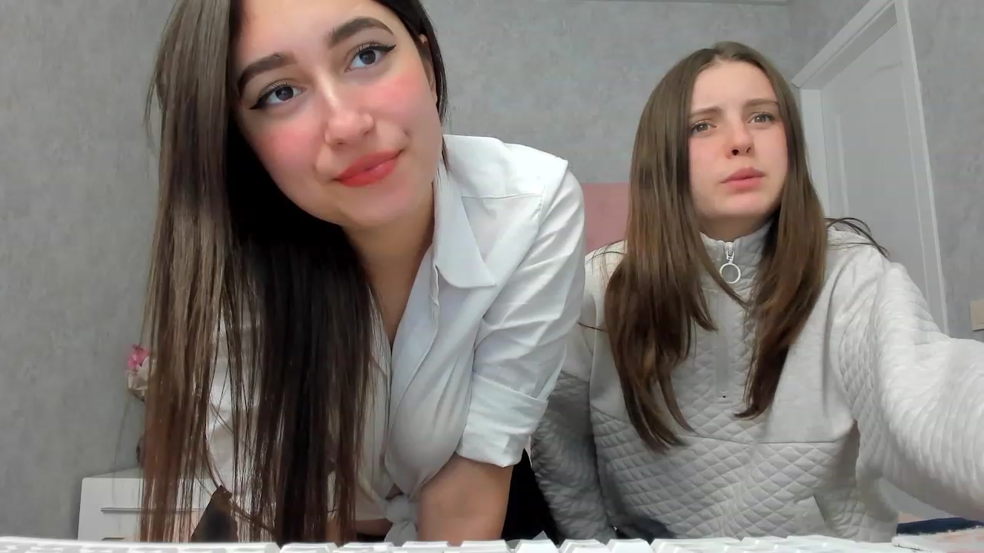 Gallery image thumbnail from SofiGrace's myfreecams stream on, 12/05/2022, 18:33 image 18 of 20