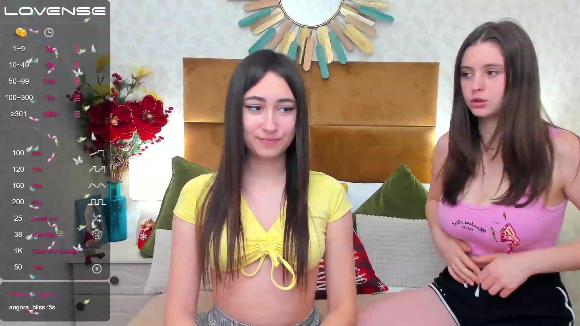 Gallery image thumbnail from SofiGrace's myfreecams stream on, 12/21/2022, 13:27 image 17 of 20