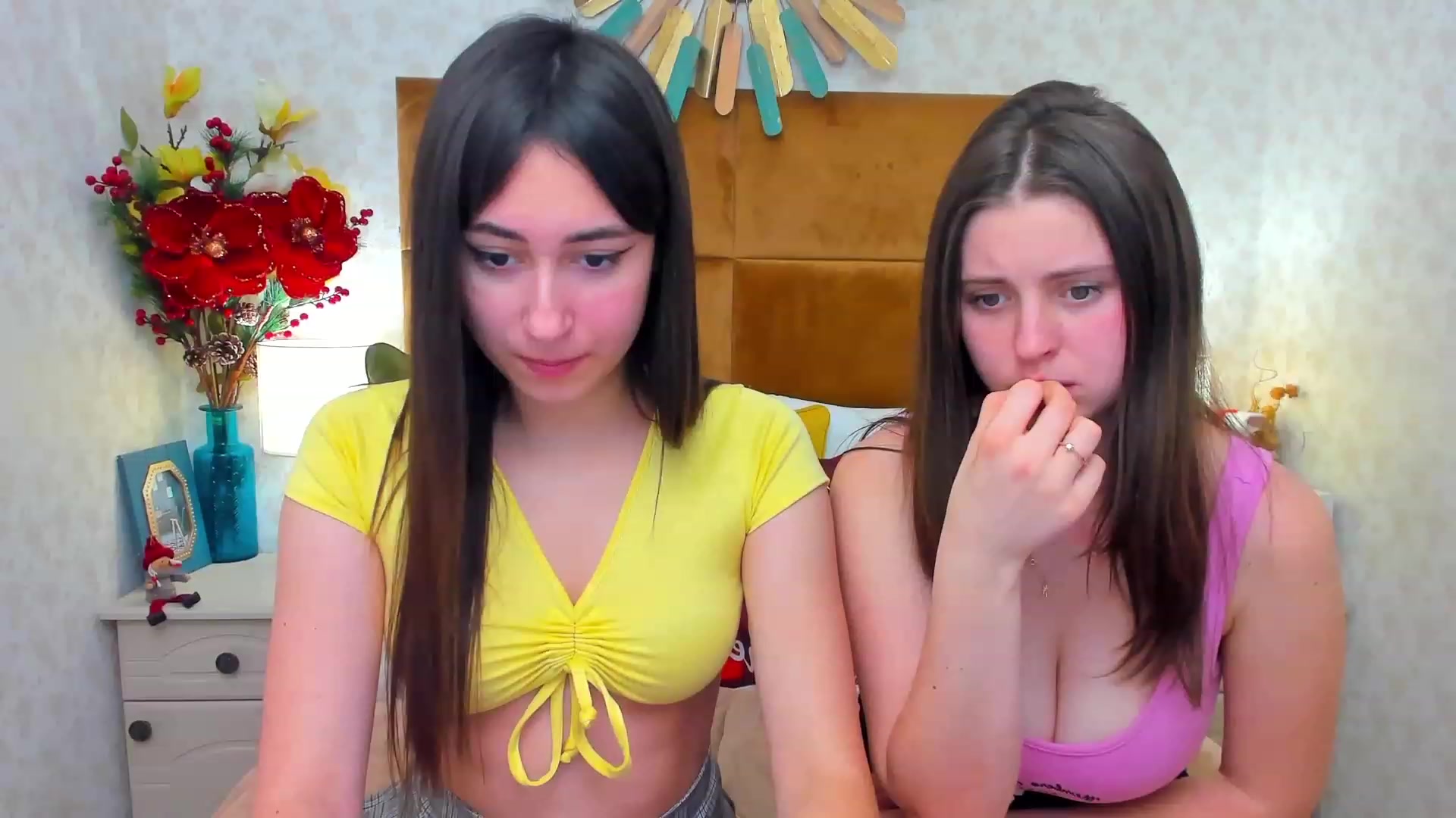 Gallery image thumbnail from SofiGrace's myfreecams stream on, 12/21/2022, 14:22 image 15 of 20