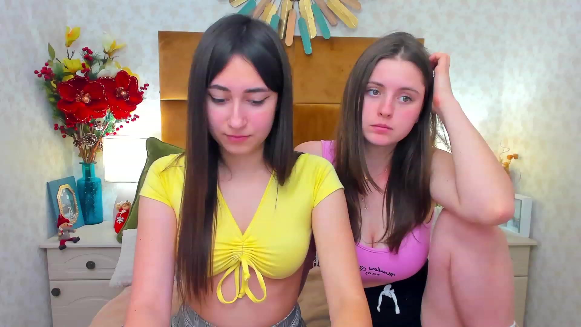 Gallery image thumbnail from SofiGrace's myfreecams stream on, 12/21/2022, 14:22 image 20 of 20