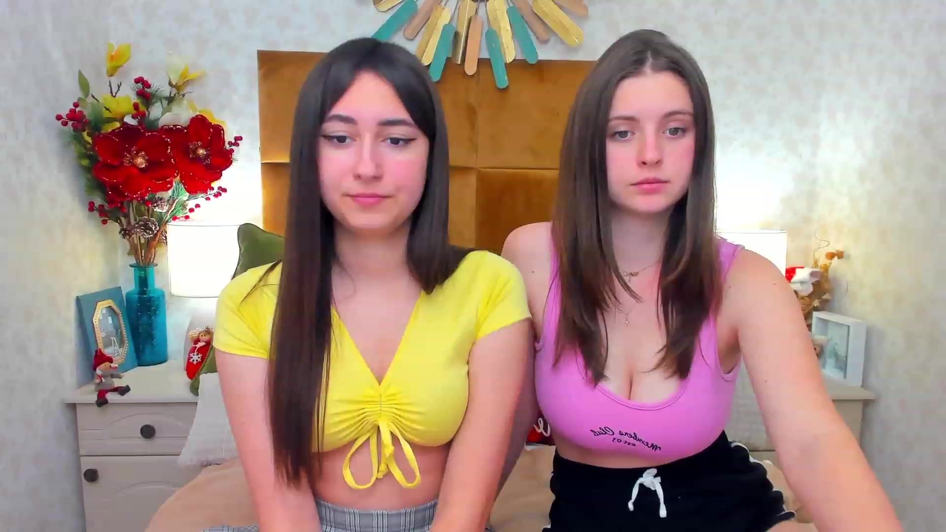 Gallery image thumbnail from SofiGrace's myfreecams stream on, 12/21/2022, 14:22 image 19 of 20