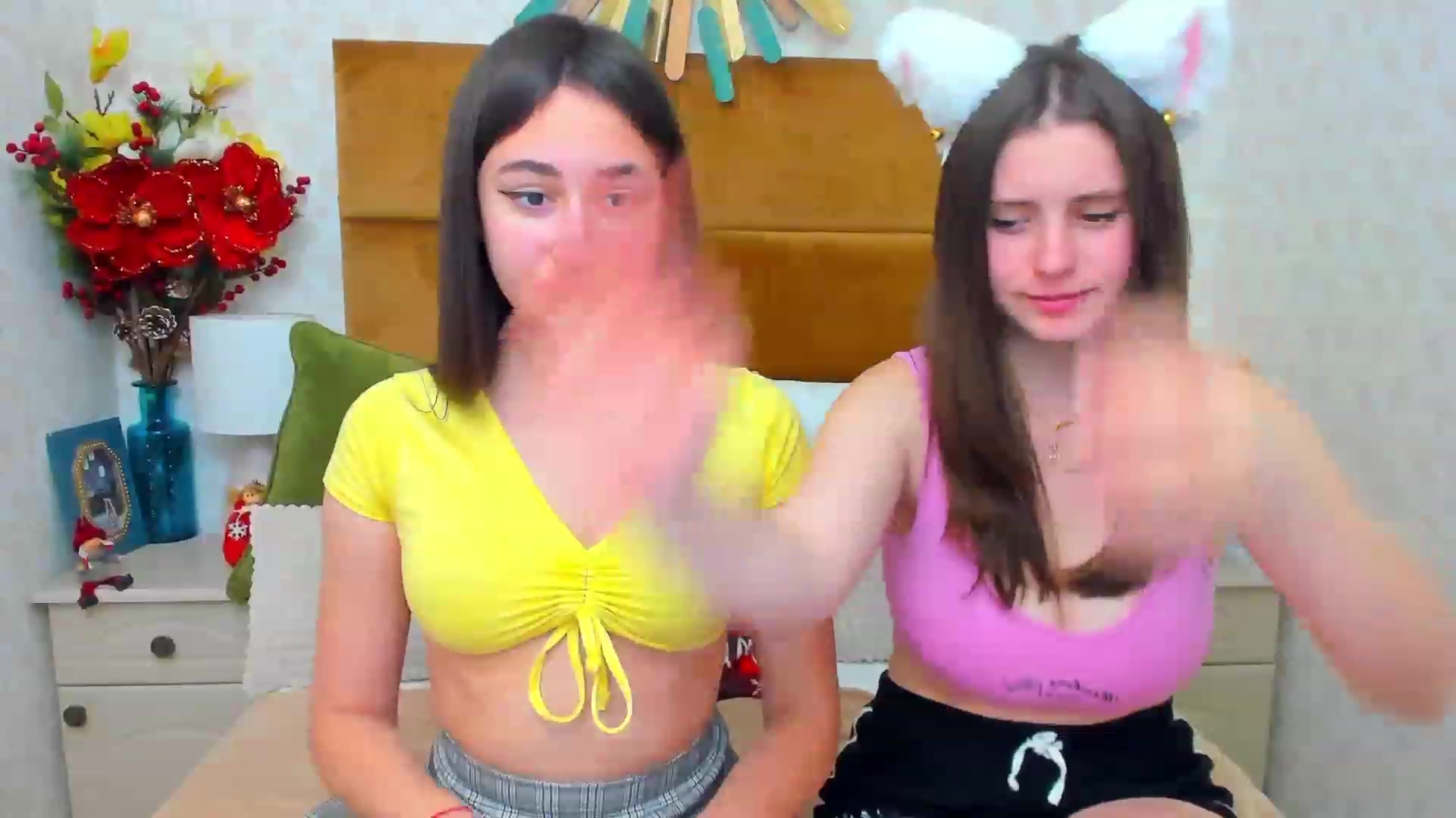 Gallery image thumbnail from SofiGrace's myfreecams stream on, 12/21/2022, 17:08 image 16 of 20