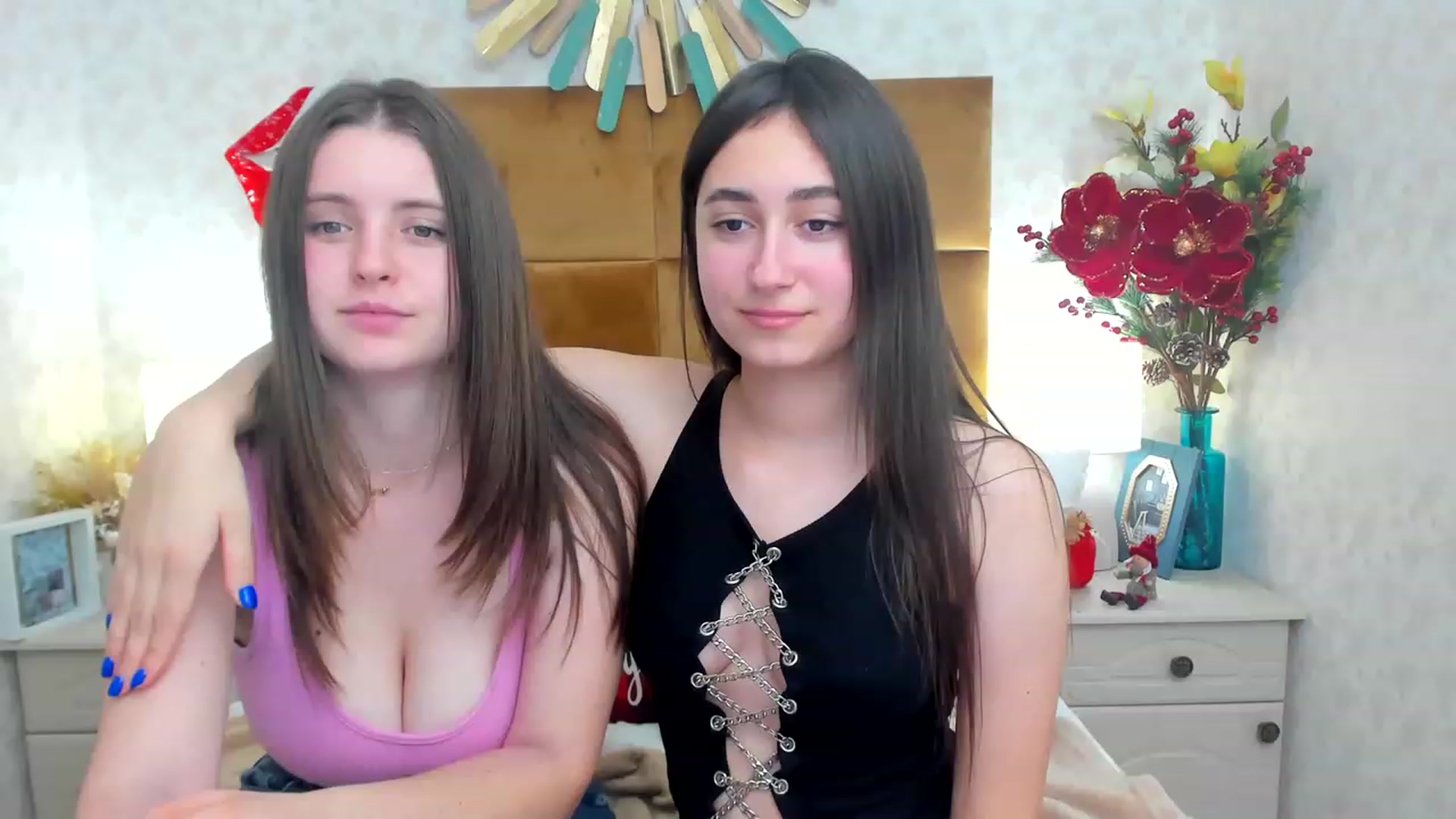 Gallery image thumbnail from SofiGrace's myfreecams stream on, 12/27/2022, 18:38 image 18 of 20