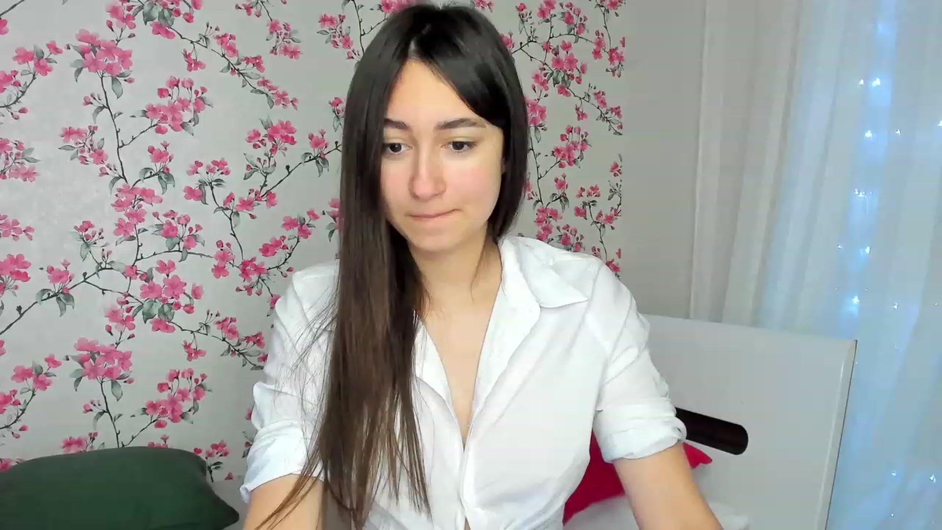 Gallery image thumbnail from SofiGrace's myfreecams stream on, 12/28/2022, 13:37 image 13 of 20