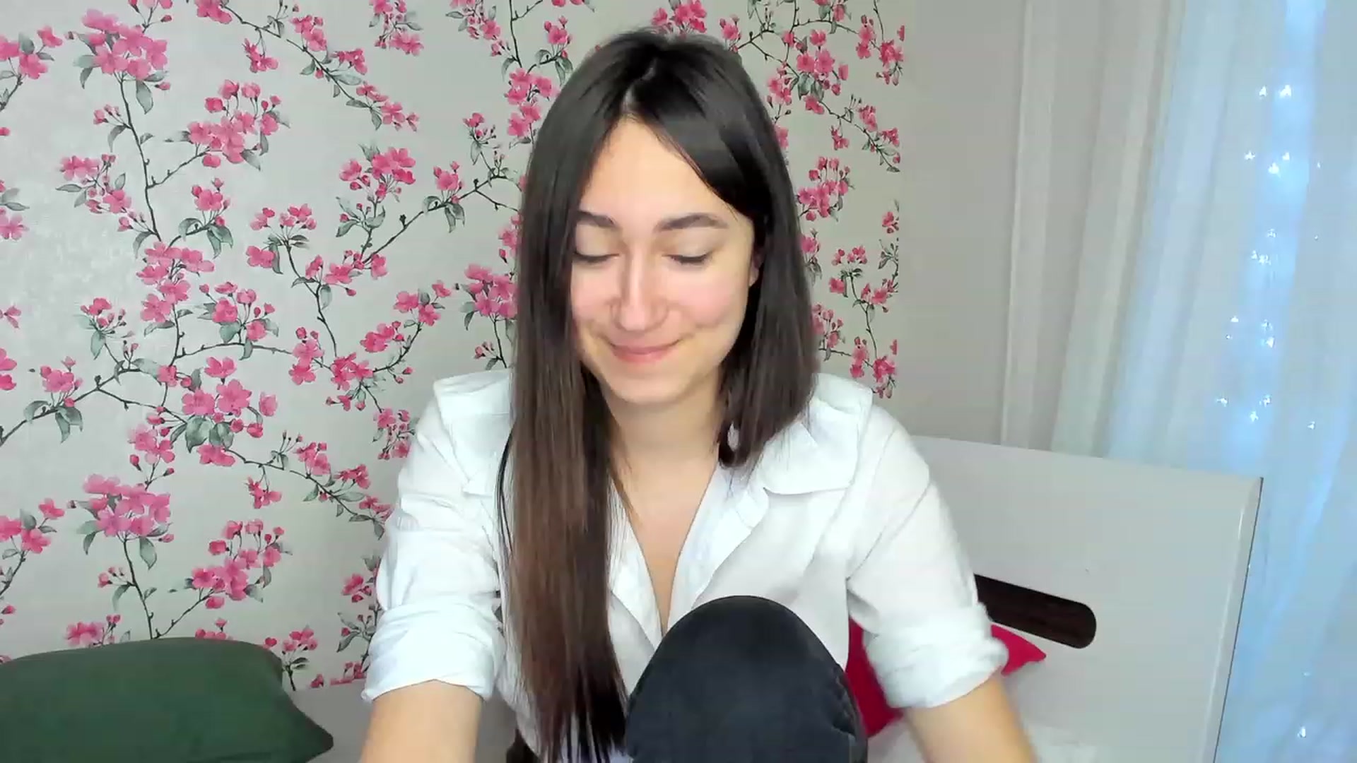 Gallery image thumbnail from SofiGrace's myfreecams stream on, 12/28/2022, 13:37 image 5 of 20