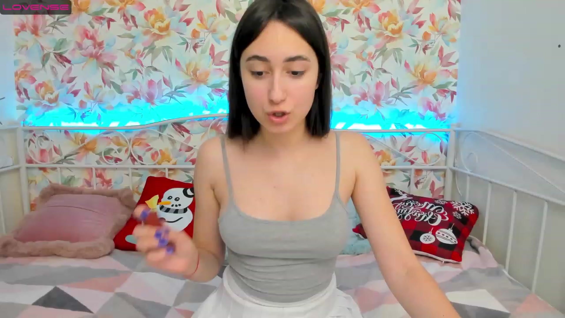 Gallery image thumbnail from SofiGrace's myfreecams stream on, 12/30/2022, 16:16 image 16 of 20