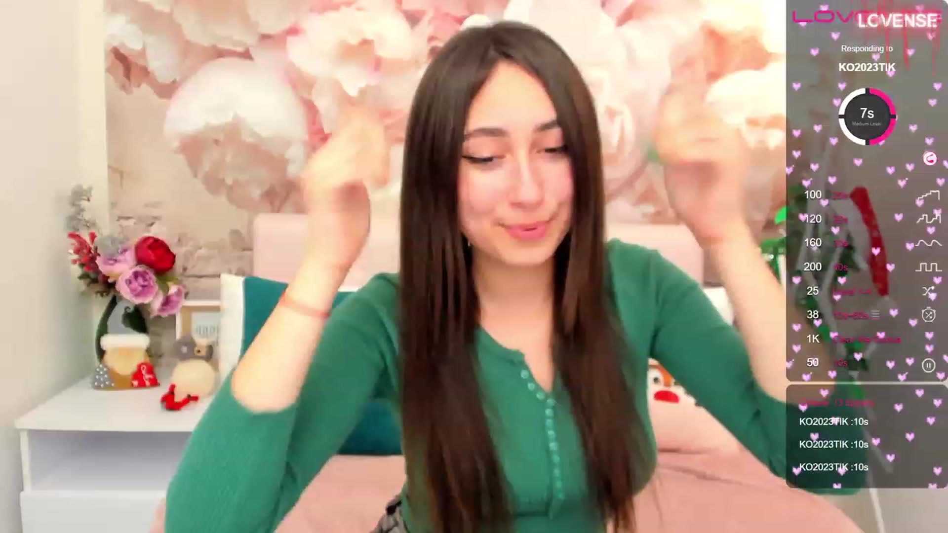 Gallery image thumbnail from SofiGrace's myfreecams stream on, 12/31/2022, 19:28 image 19 of 20