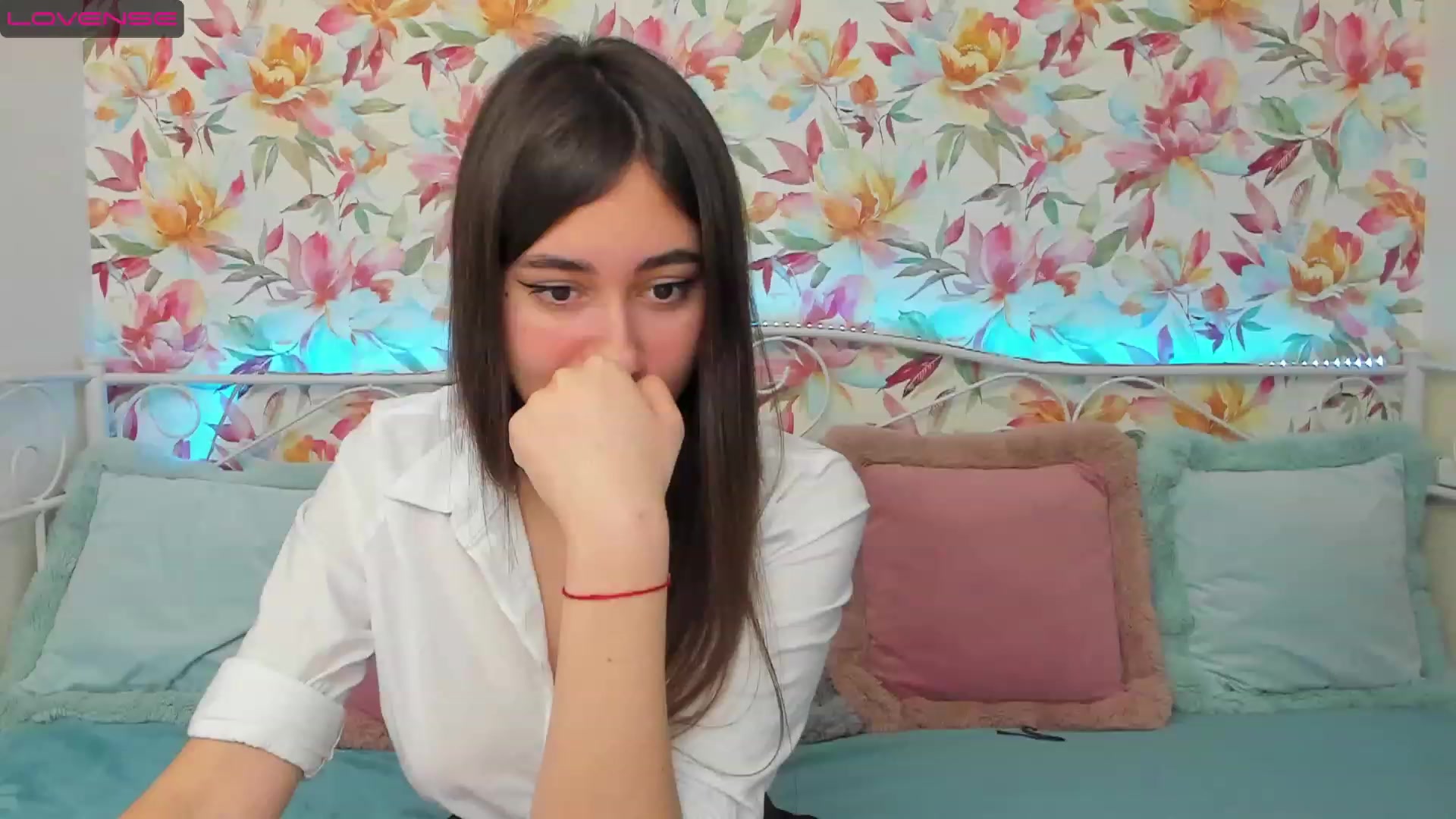 Gallery image thumbnail from SofiGrace's myfreecams stream on, 01/25/2023, 14:17 image 15 of 20