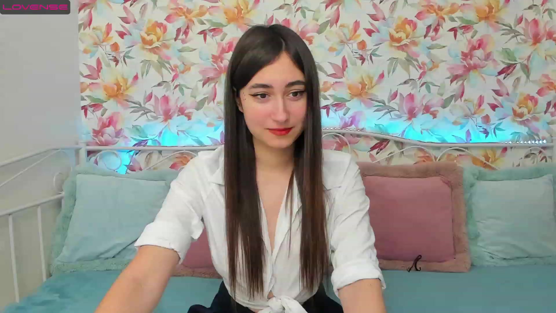 Gallery image thumbnail from SofiGrace's myfreecams stream on, 01/25/2023, 14:17 image 4 of 20