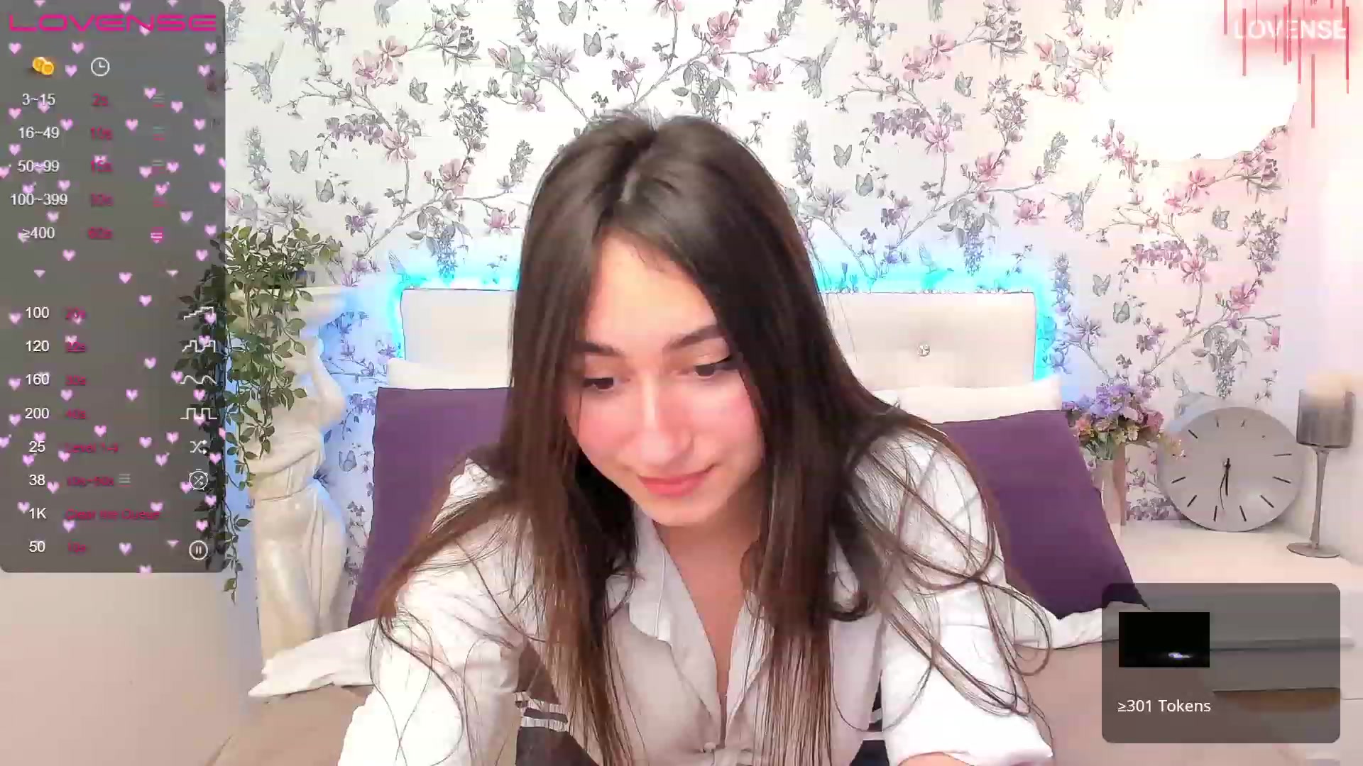 Gallery image thumbnail from SofiGrace's myfreecams stream on, 02/01/2023, 17:14 image 19 of 20