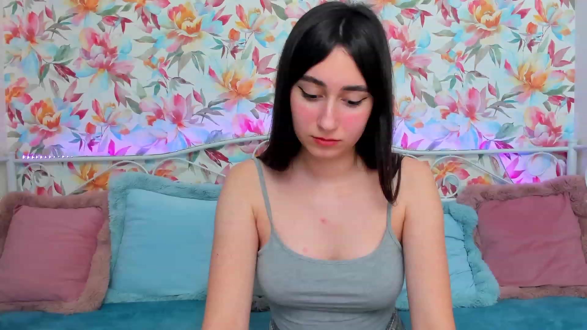 Gallery image thumbnail from SofiGrace's myfreecams stream on, 02/17/2023, 15:30 image 3 of 20