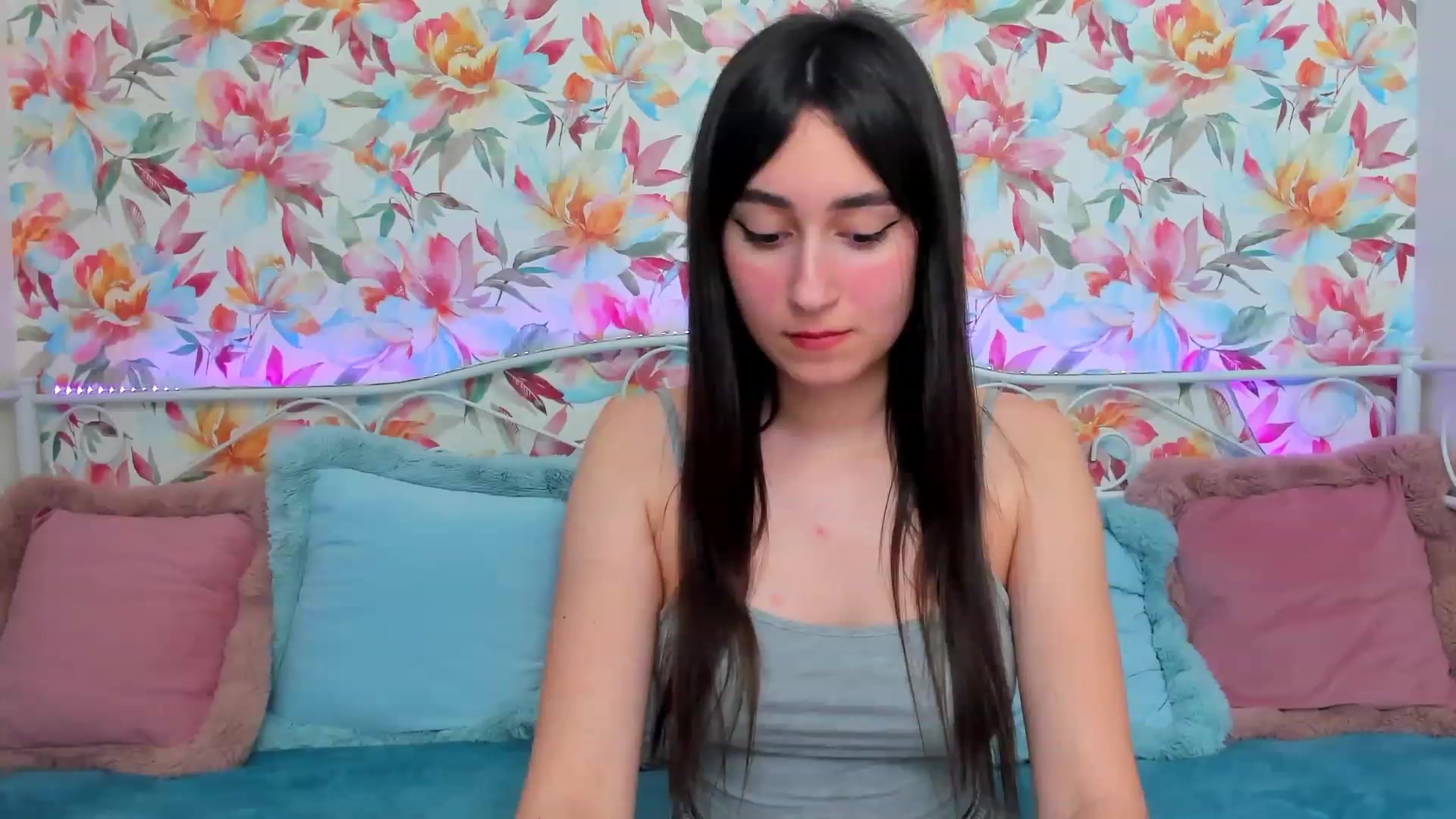 Gallery image thumbnail from SofiGrace's myfreecams stream on, 02/17/2023, 15:30 image 5 of 20
