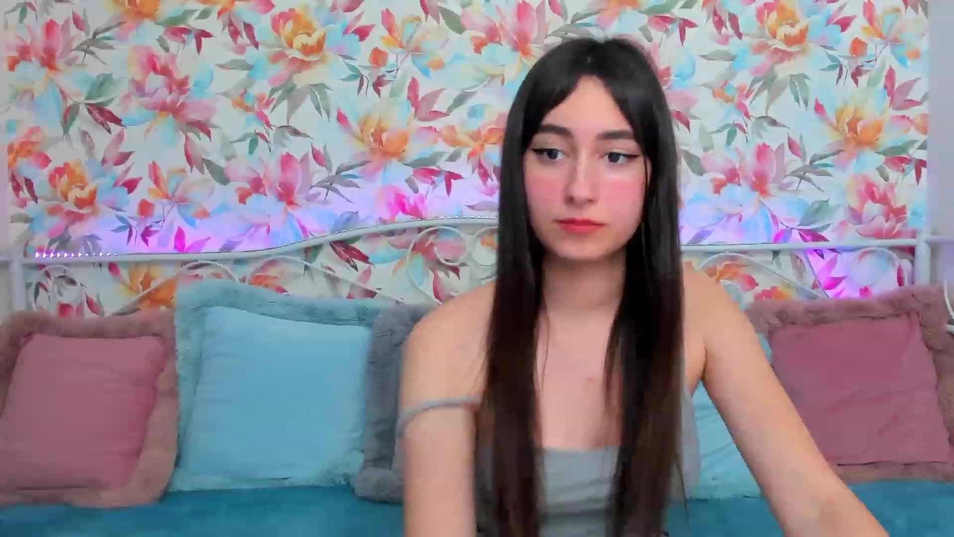 Gallery image thumbnail from SofiGrace's myfreecams stream on, 02/17/2023, 15:30 image 7 of 20