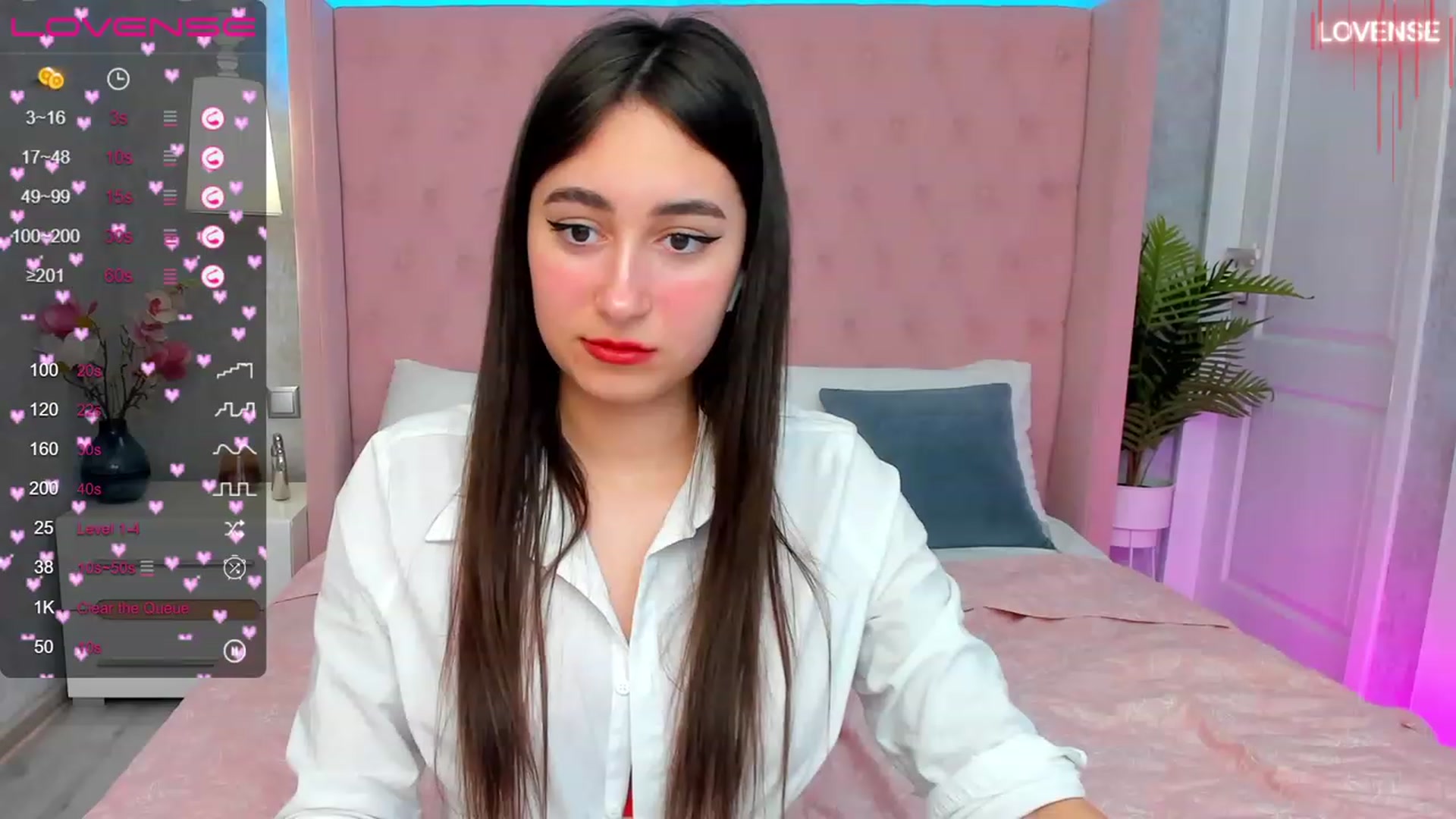 Gallery image thumbnail from SofiGrace's myfreecams stream on, 03/08/2023, 21:28 image 17 of 20
