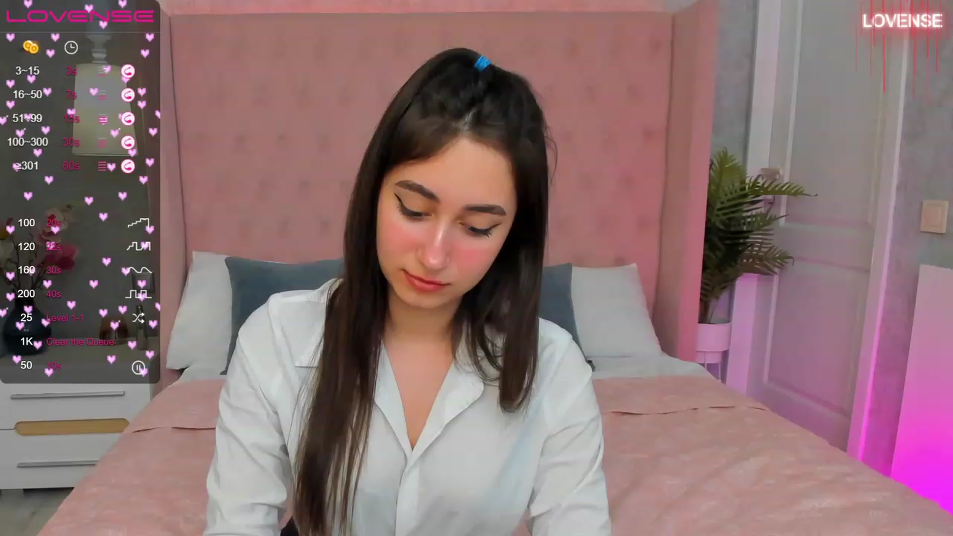 Gallery image thumbnail from SofiGrace's myfreecams stream on, 03/09/2023, 22:24 image 3 of 20