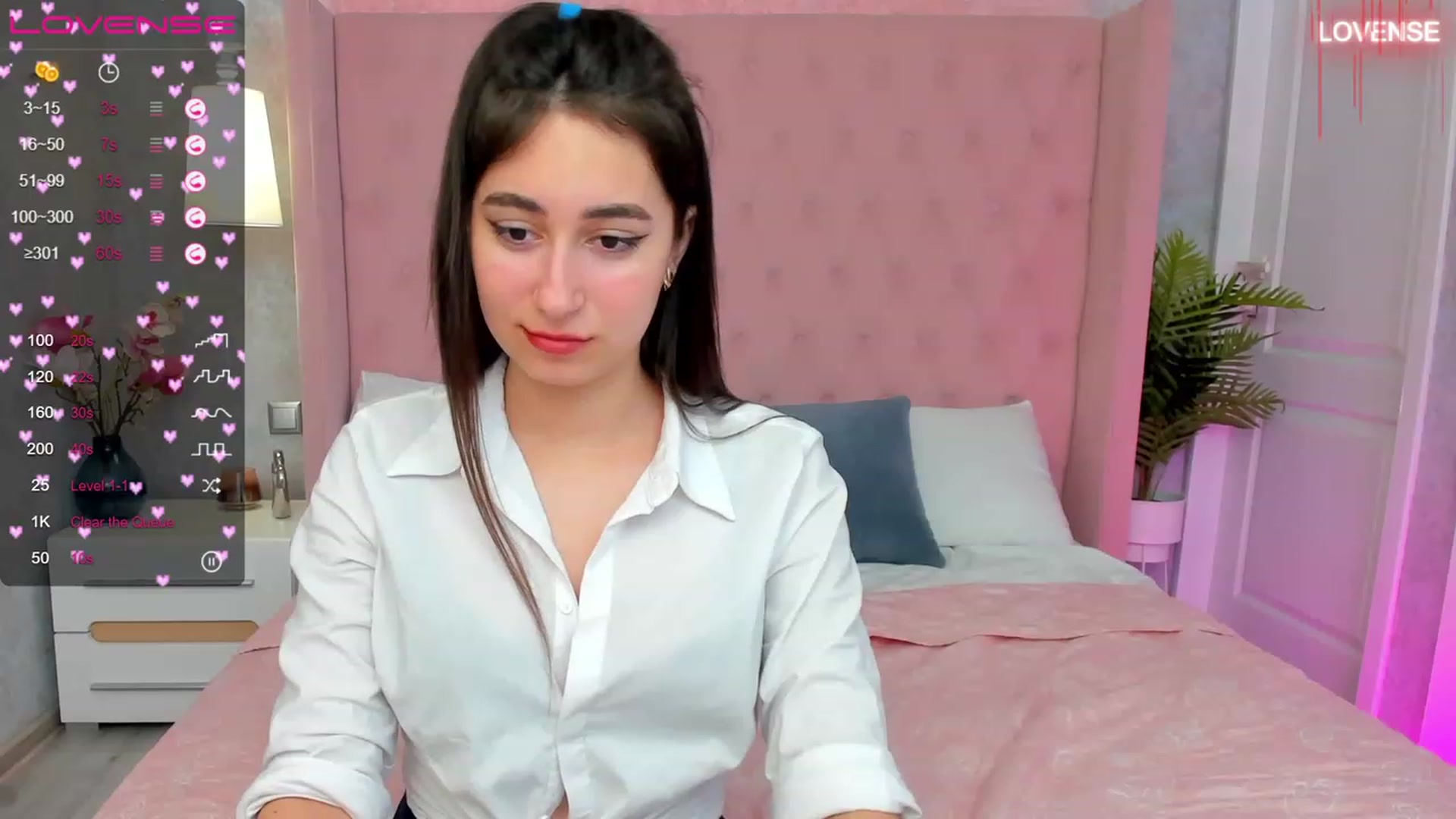 Gallery image thumbnail from SofiGrace's myfreecams stream on, 03/10/2023, 02:03 image 12 of 20