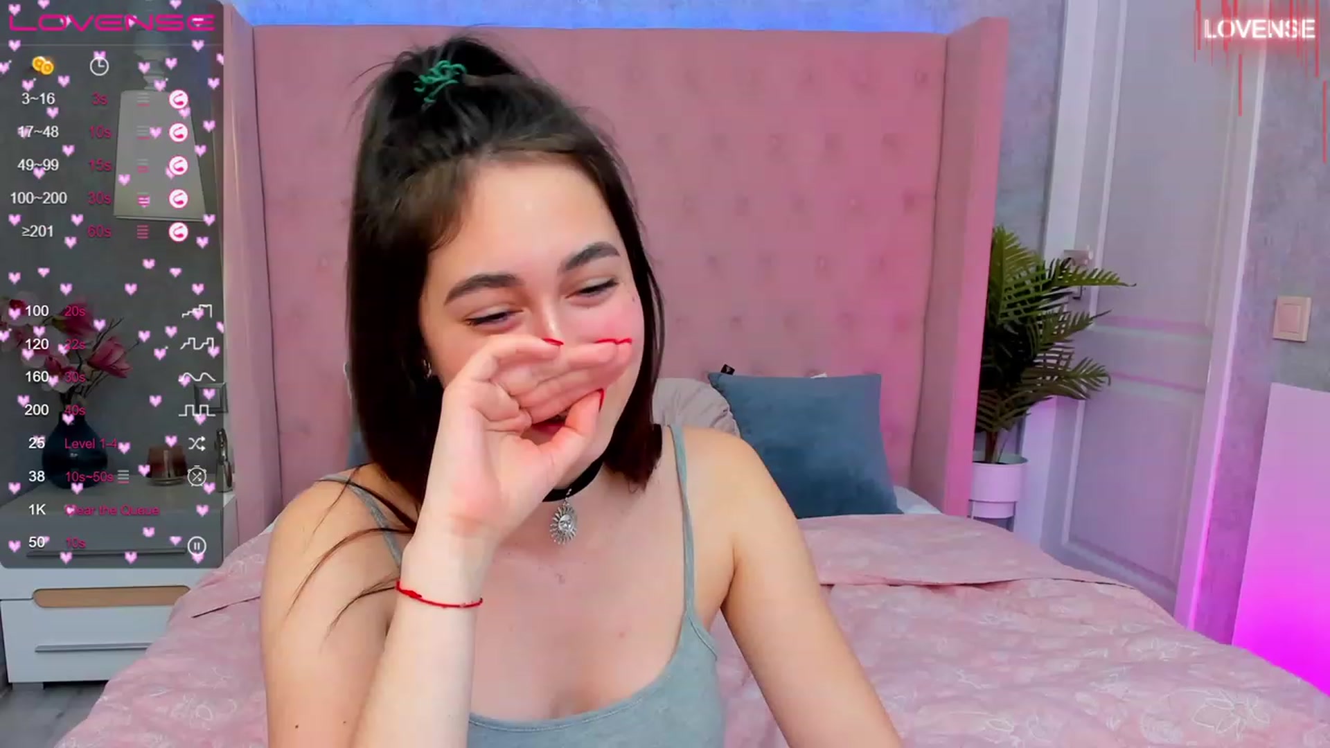Gallery image thumbnail from SofiGrace's myfreecams stream on, 03/17/2023, 20:03 image 14 of 20