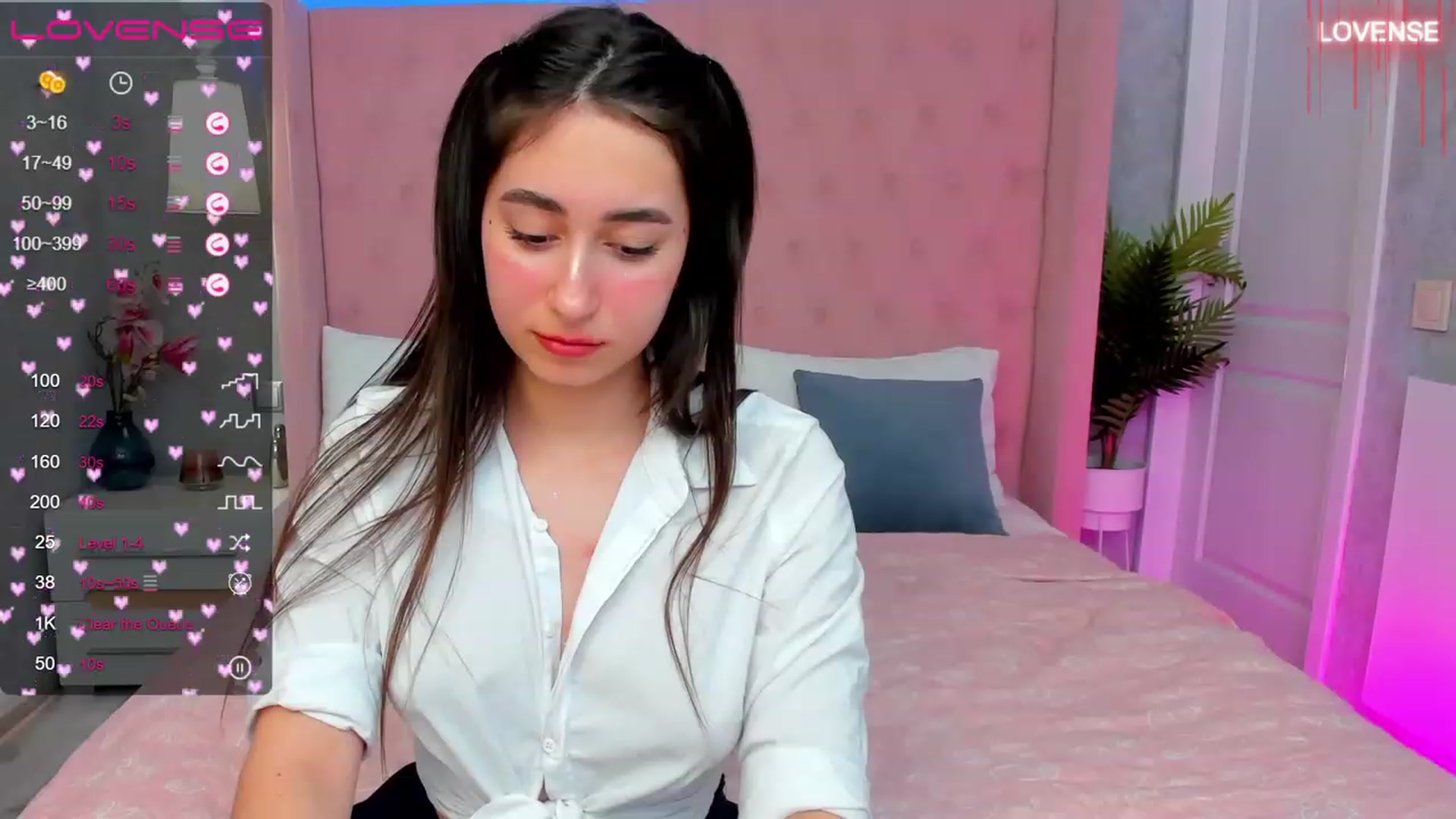 Gallery image thumbnail from SofiGrace's myfreecams stream on, 03/20/2023, 14:06 image 17 of 20