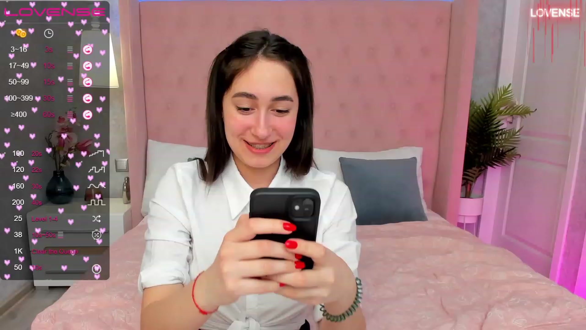 Gallery image thumbnail from SofiGrace's myfreecams stream on, 03/20/2023, 18:07 image 4 of 20