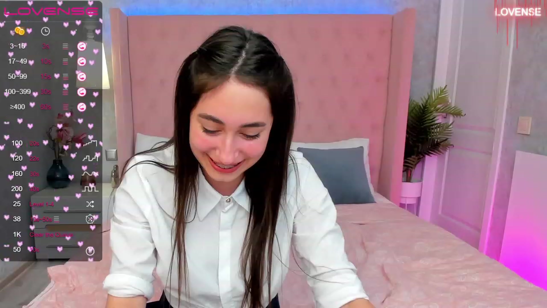 Gallery image thumbnail from SofiGrace's myfreecams stream on, 03/20/2023, 20:08 image 18 of 20