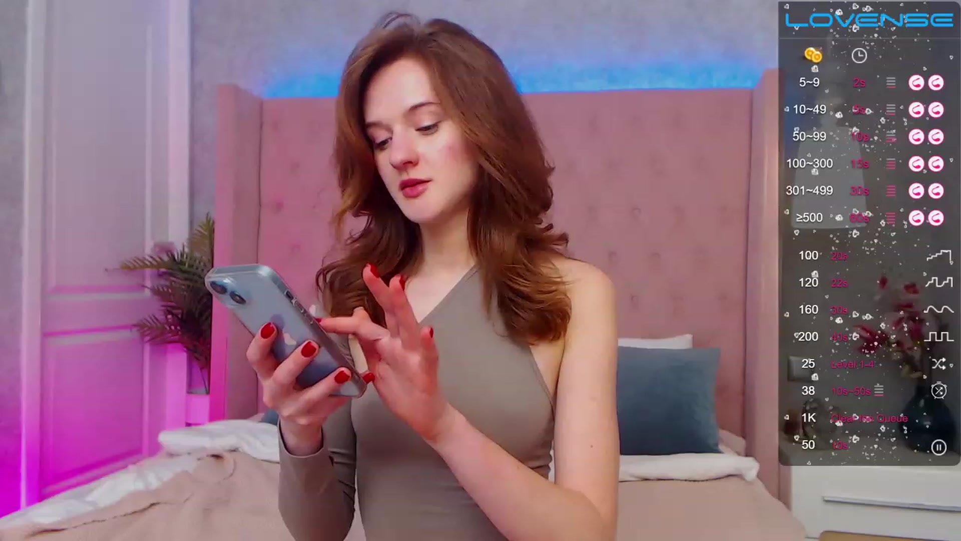 Gallery image thumbnail from SofiGrace's myfreecams stream on, 03/24/2023, 14:15 image 12 of 20